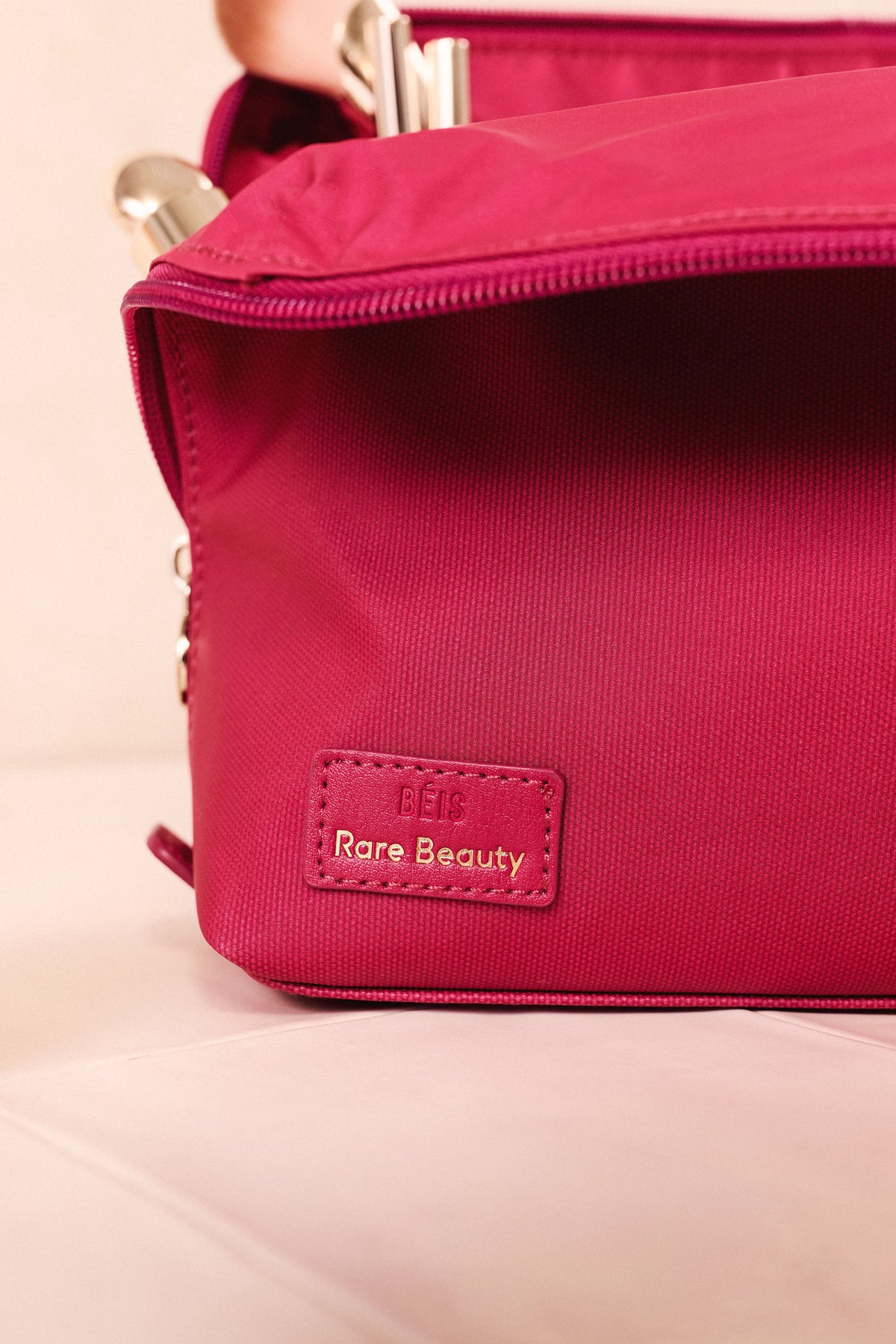 BÉIS x Rare Beauty The Medium Cosmetic Pouch in Limitless