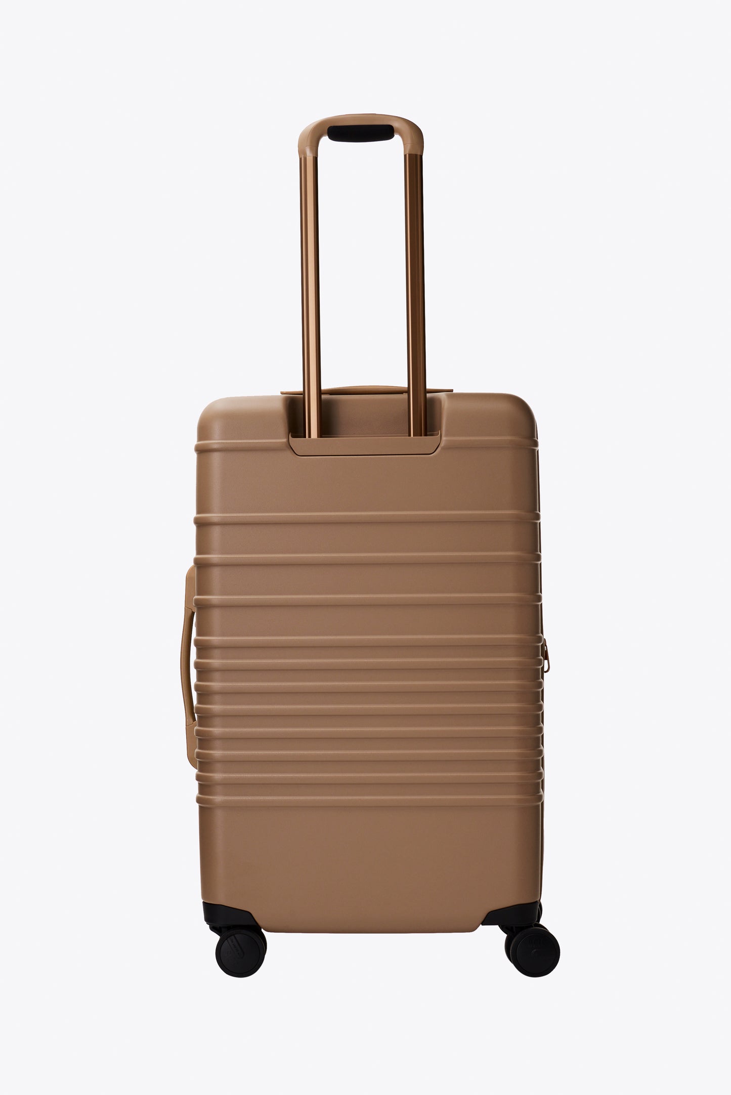 The Medium Check-In Roller in Camel