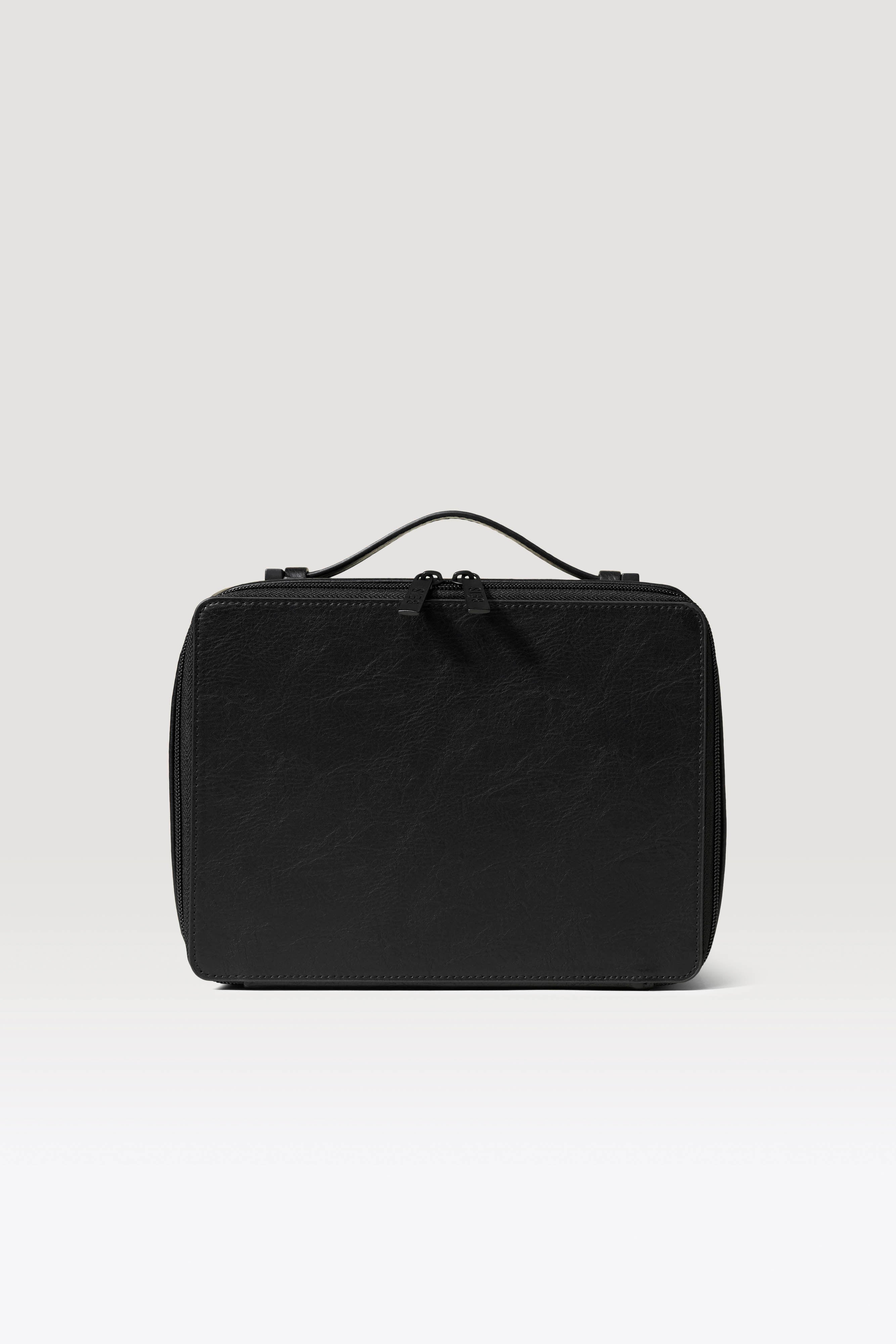 BÉIS 'The Cosmetic Case' in Black
