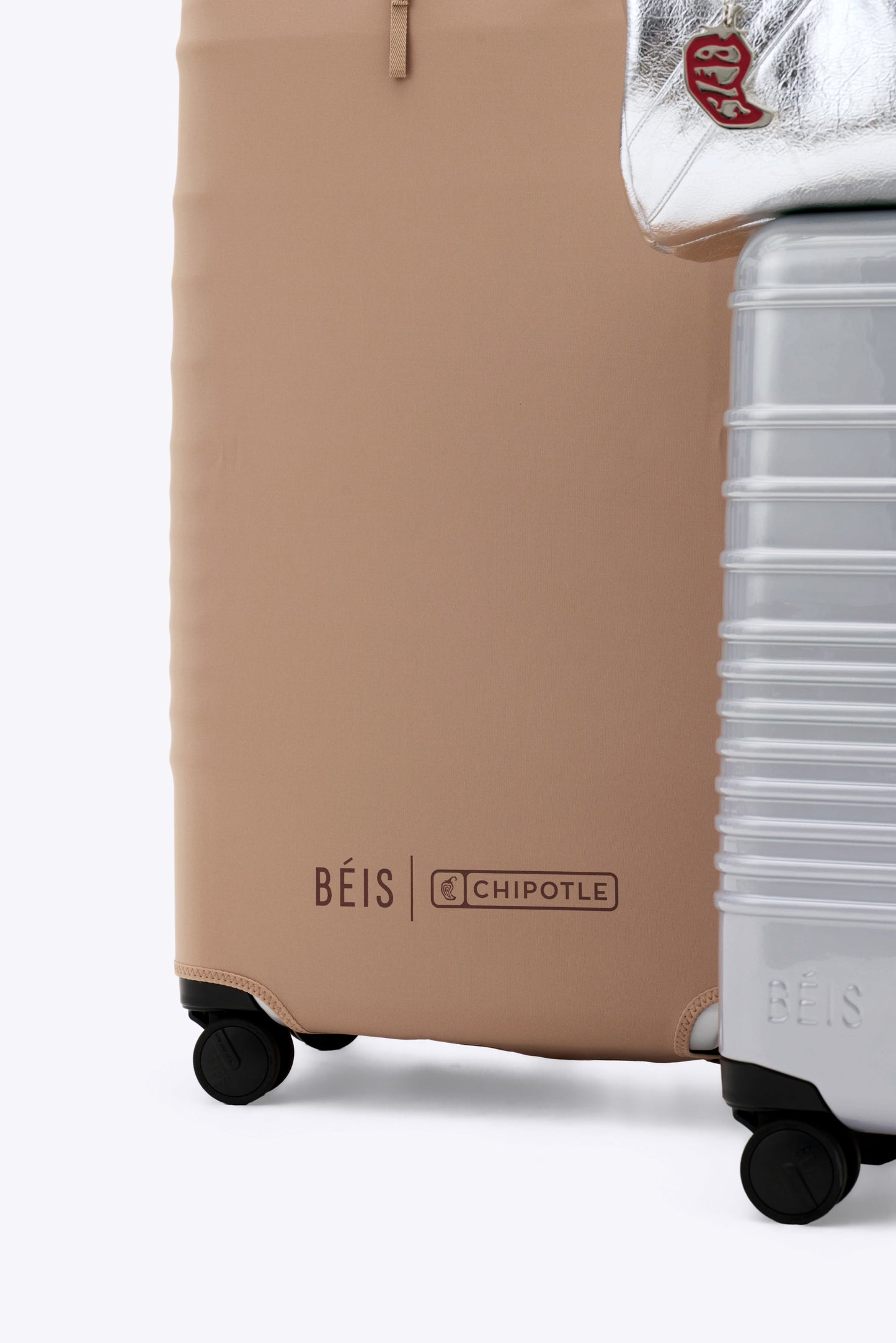 BÉIS x Chipotle The Large Check-In Cover in Brown