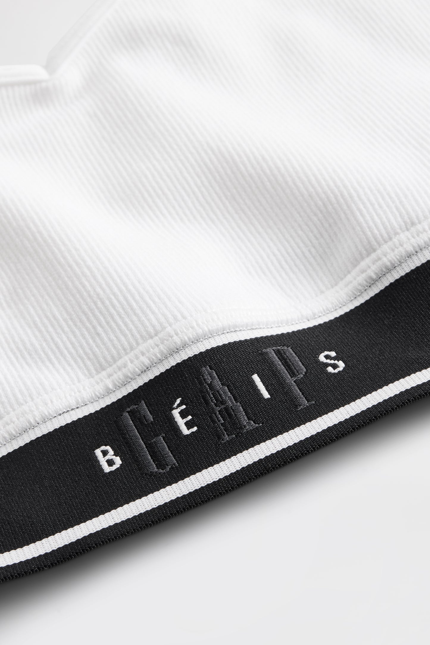 GAP X BEIS Seamless Logo Top in Optic White