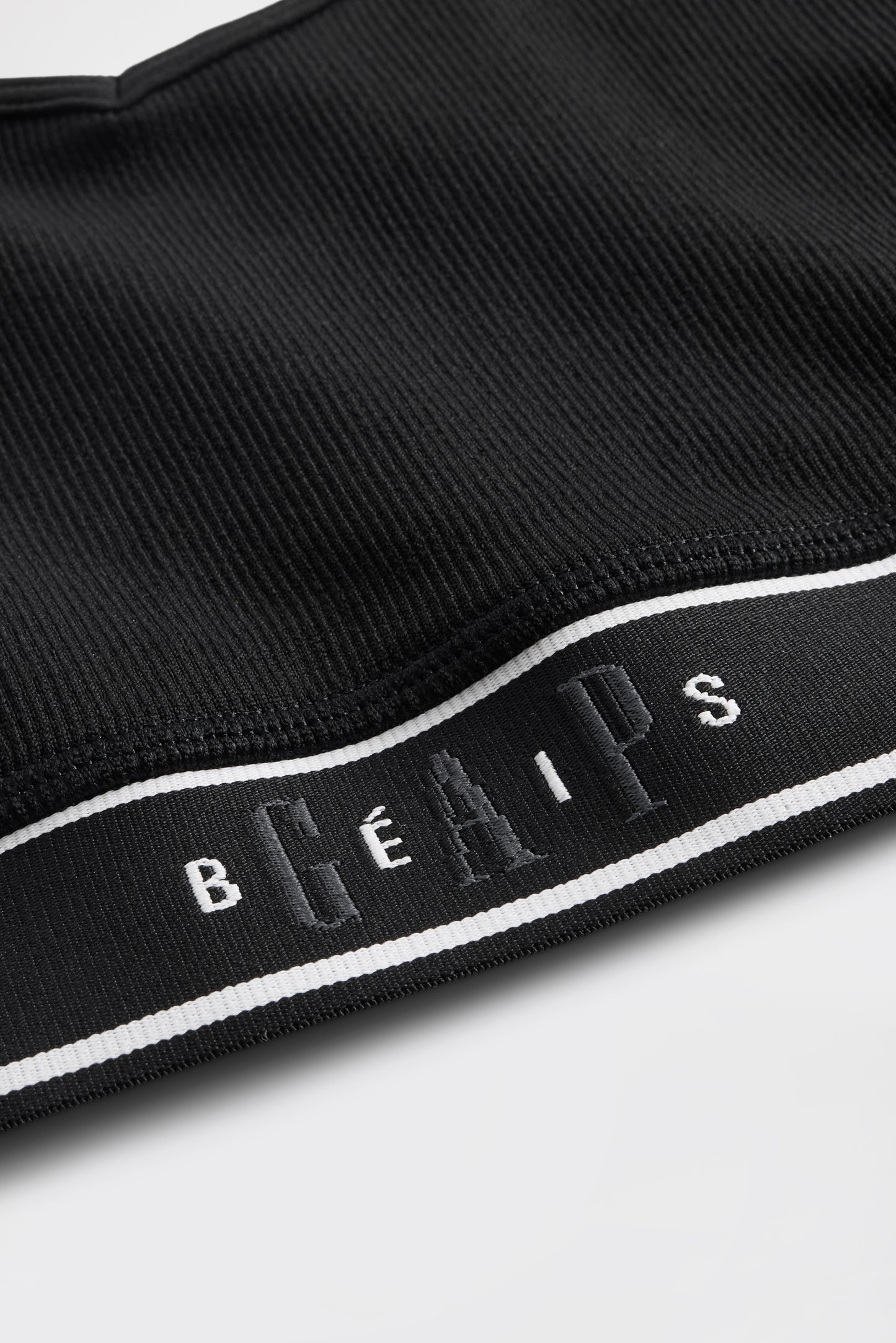 GAP X BEIS Seamless Logo Top in Black