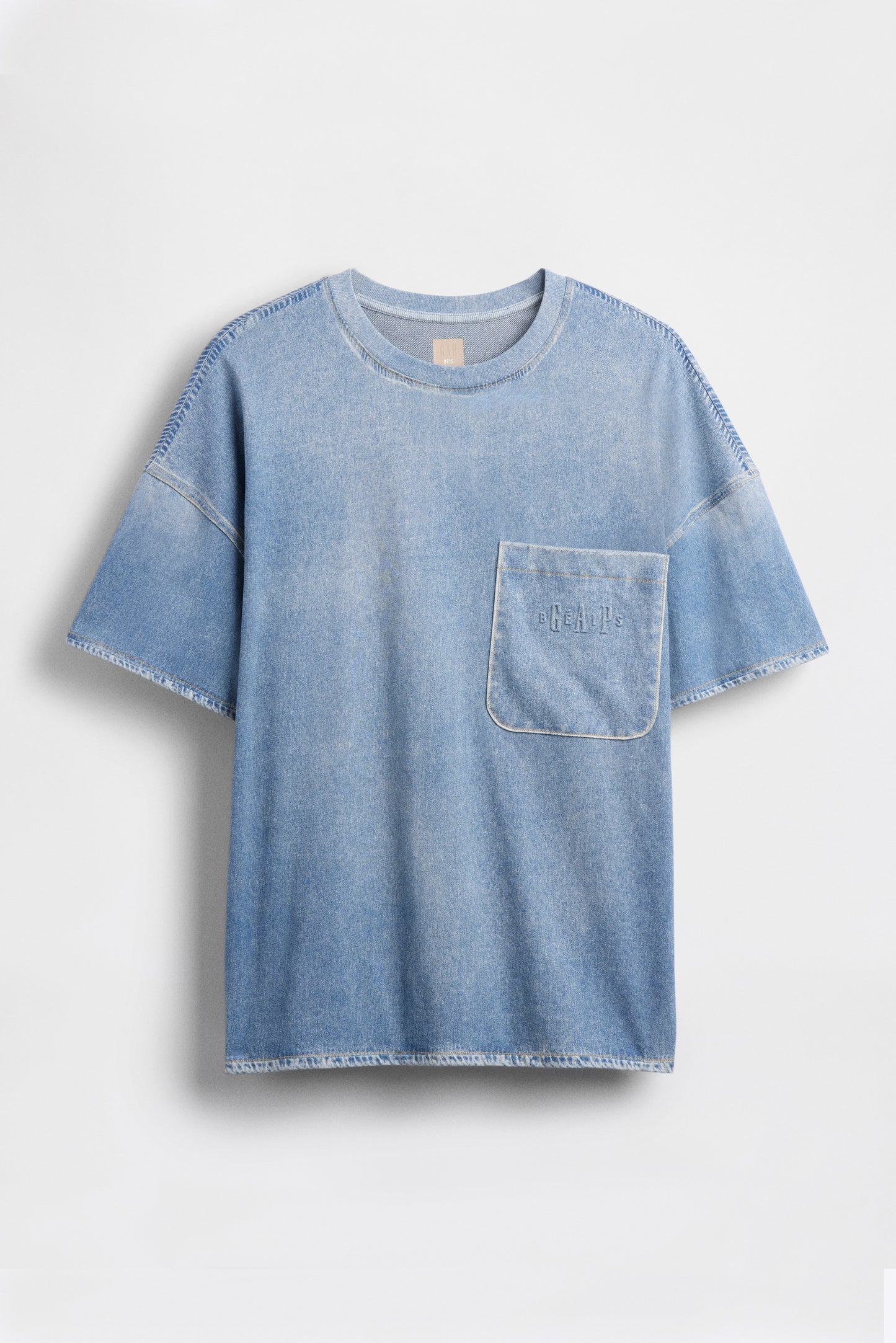 GAP X BÉIS Tromp Loiel T-Shirt in Faded Denim