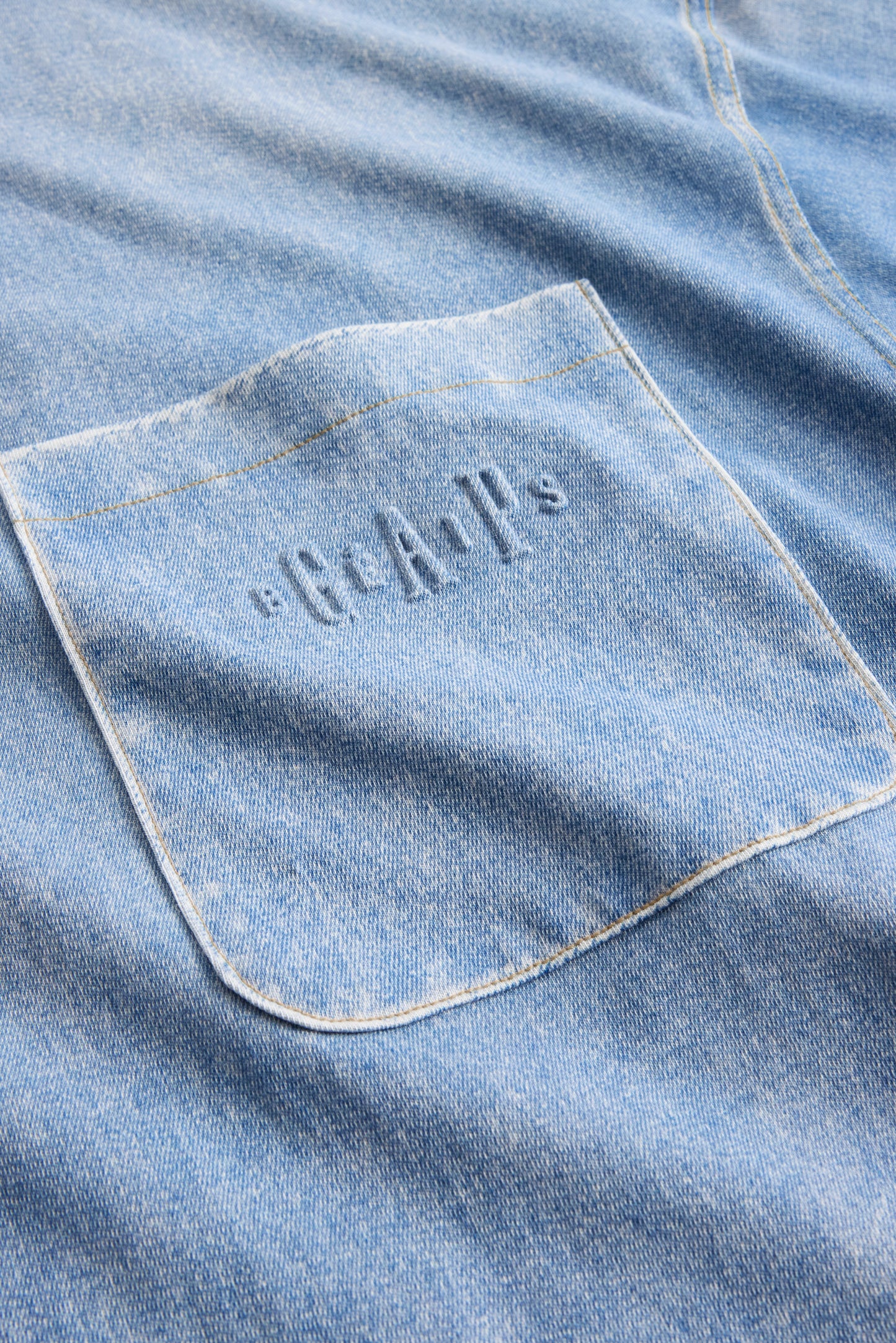 GAP X BÉIS Tromp Loiel T-Shirt in Faded Denim