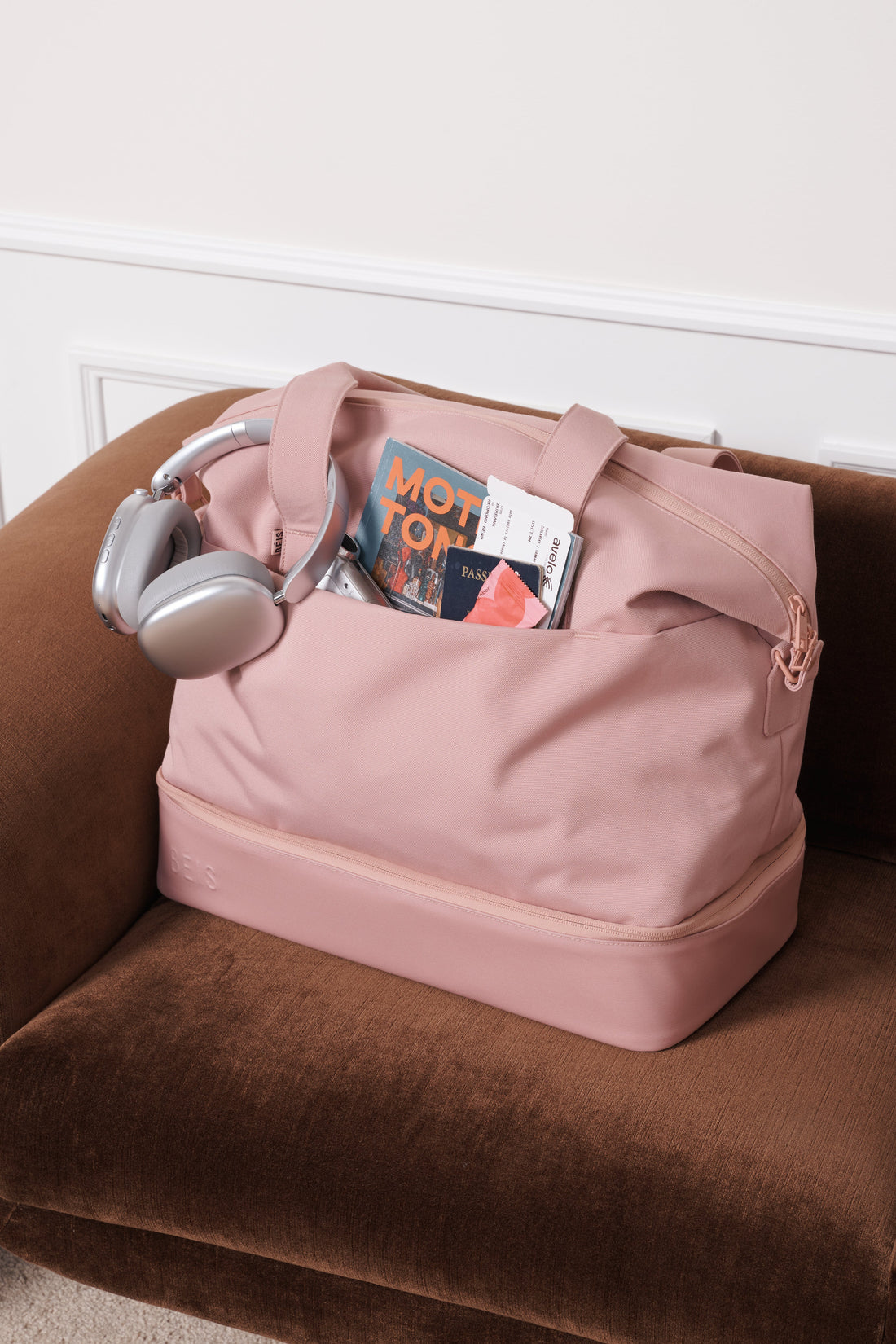 How To Pack A Weekender Like A Pro: Packing Tips & Tricks