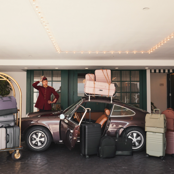 The 15 Best Travel Gifts for Travel Lovers