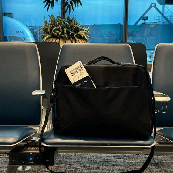 Is A Duffle Bag A Personal Item?