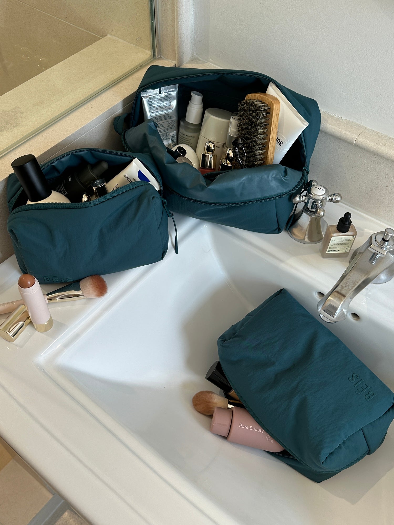 Cosmetic & Toiletry Bags