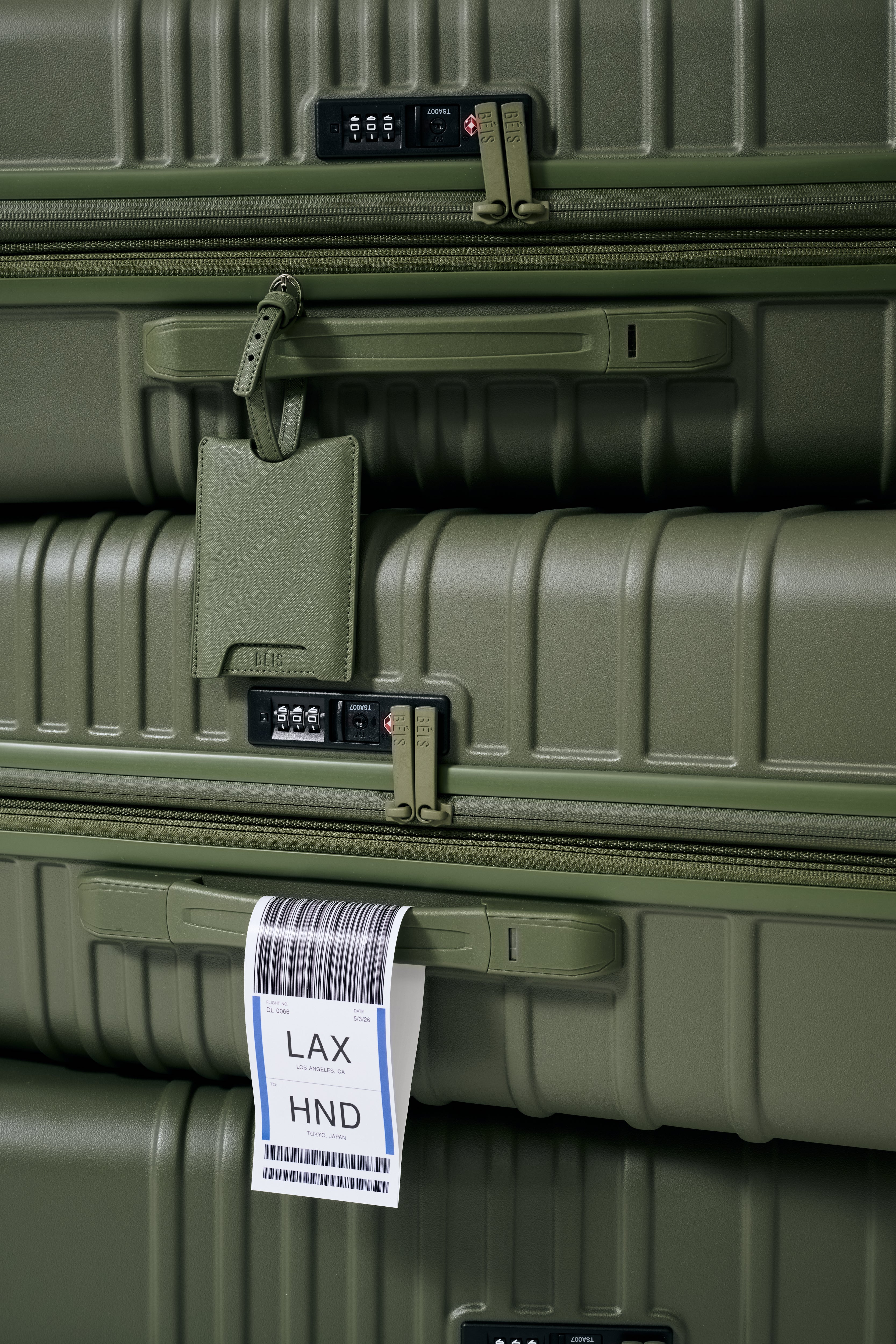BÉIS 'The Luggage Tag' in Olive - Green Luggage Tag