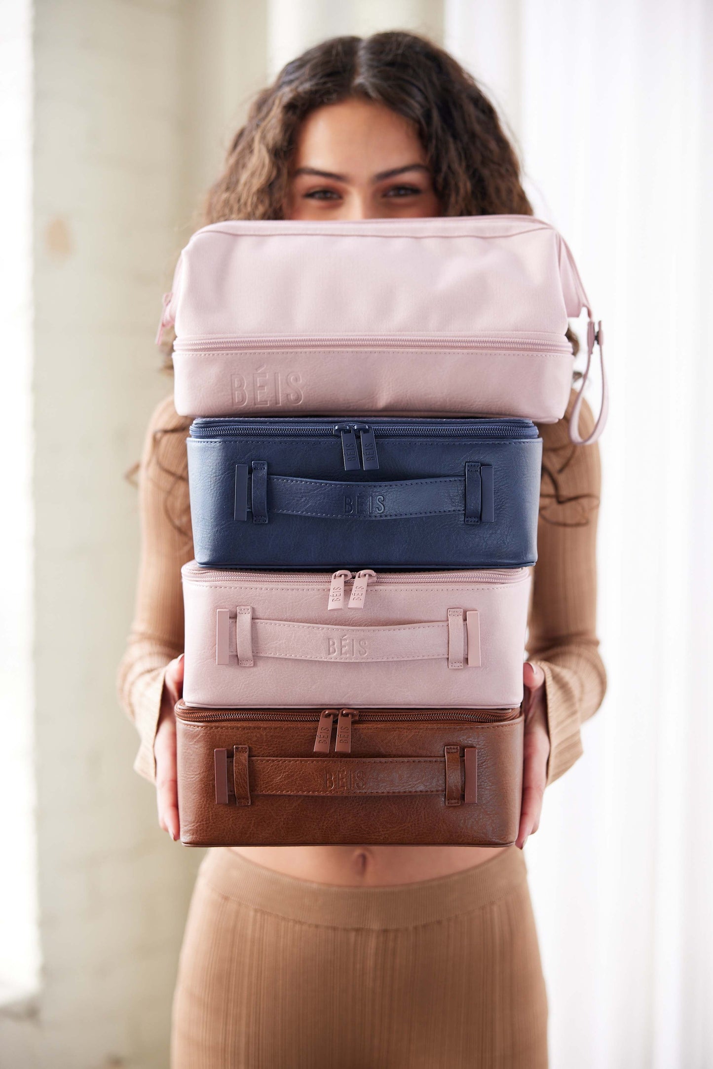 Resale The Cosmetic Case in Maple