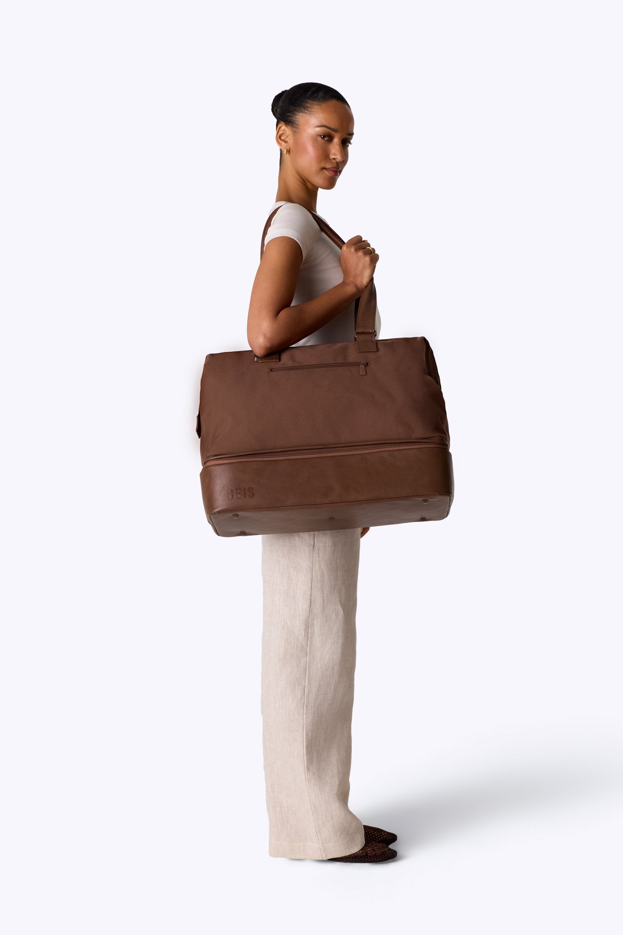 BÉIS 'The Weekender' in Maple - Brown Weekend Bag & Overnight
