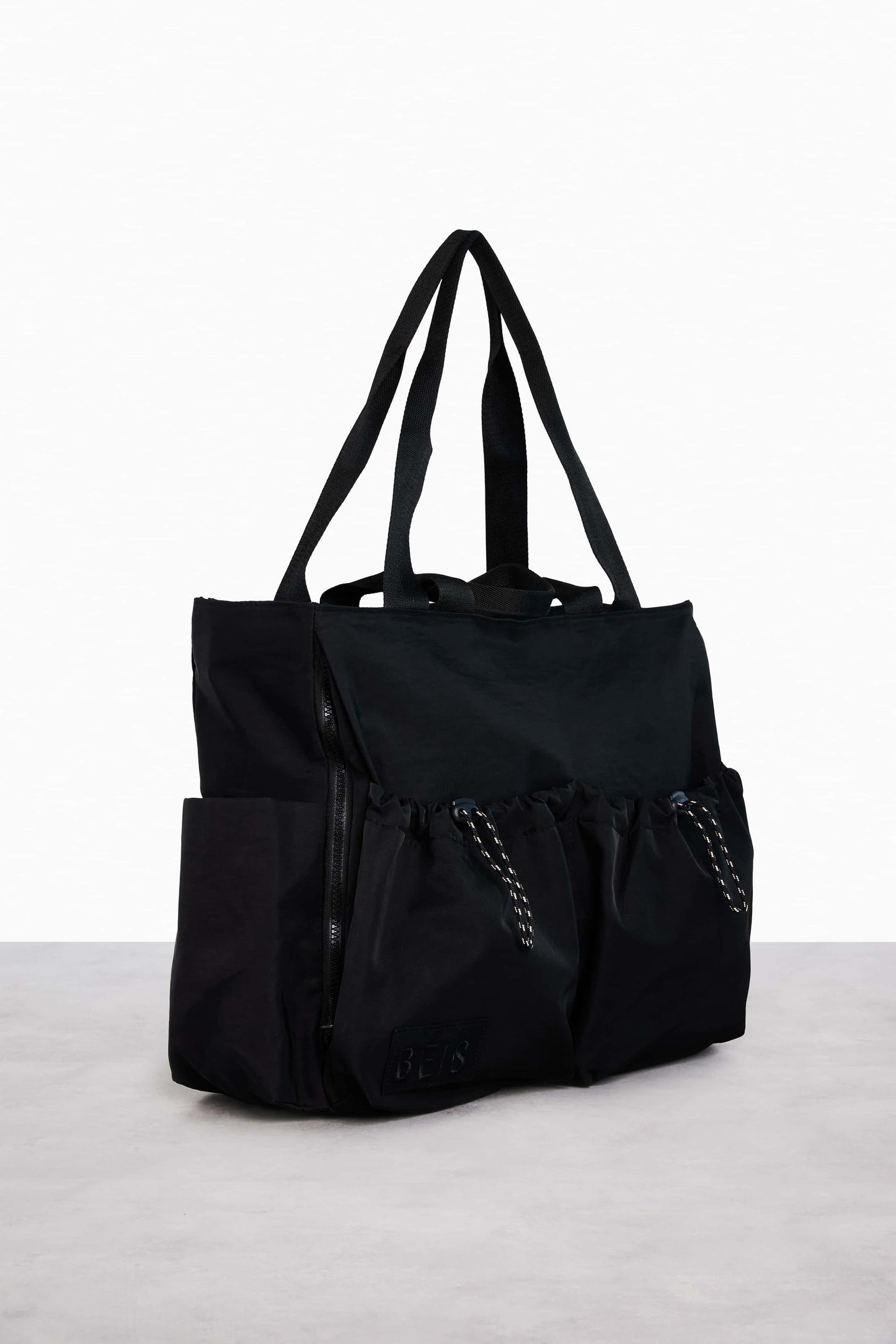 Resale The Sport Carryall in Black