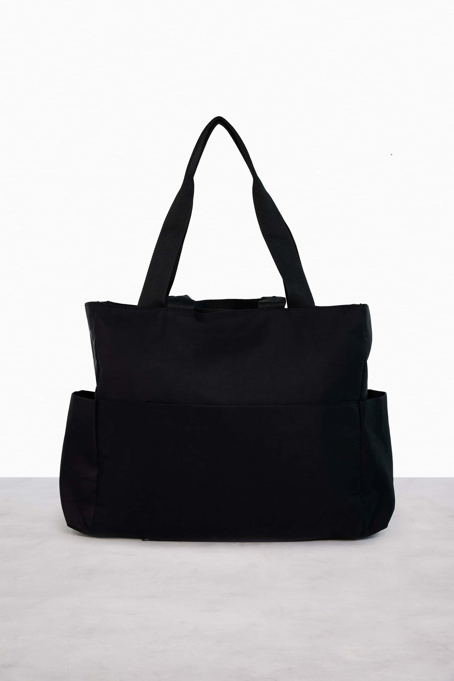 Resale The Sport Carryall in Black