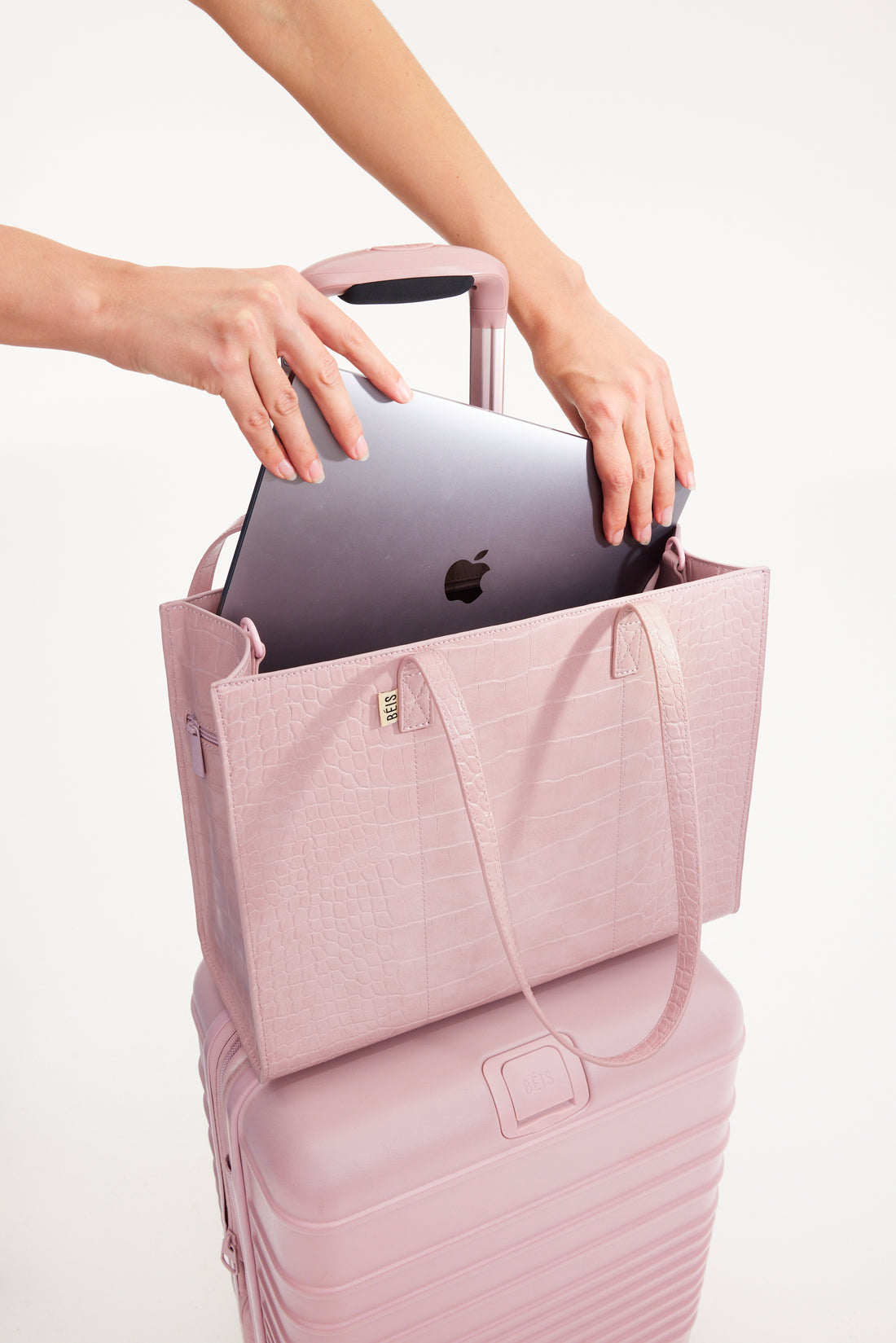 BÉIS 'The Work Tote' in Atlas Pink Croc - Pink Laptop Tote Bag & Office ...