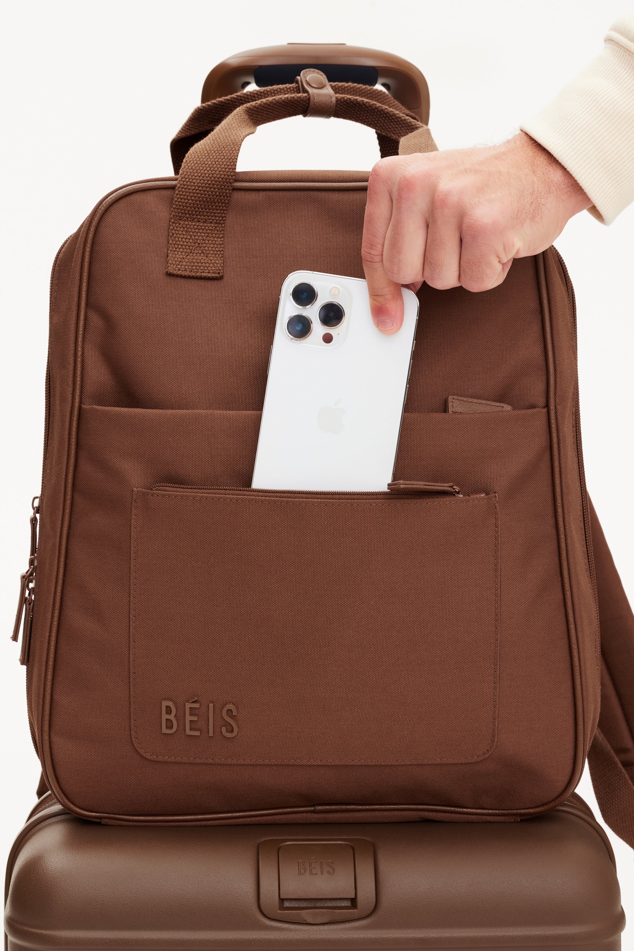 BÉIS 'The Expandable Backpack' in Maple - Expandable Travel Backpack In ...