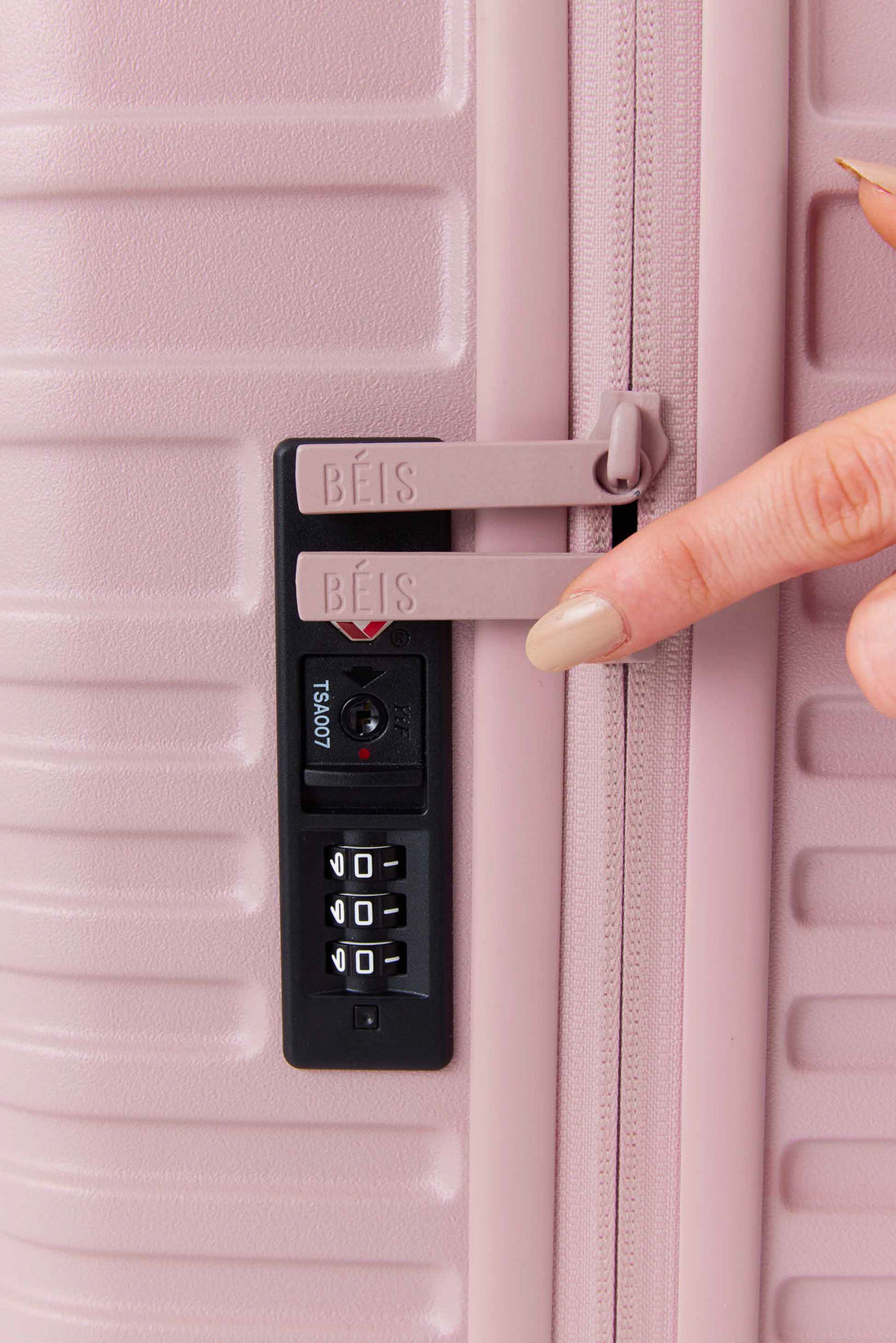 BÉIS 'The Mini Roller' in Atlas Pink - Kids Suitcases & Rolling Carry ...