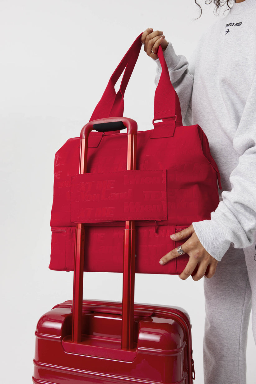 BÉIS x Lonely Ghost 'The Mini Weekender' in Text Me Red - Small Red Overnight Bag & Mini ...