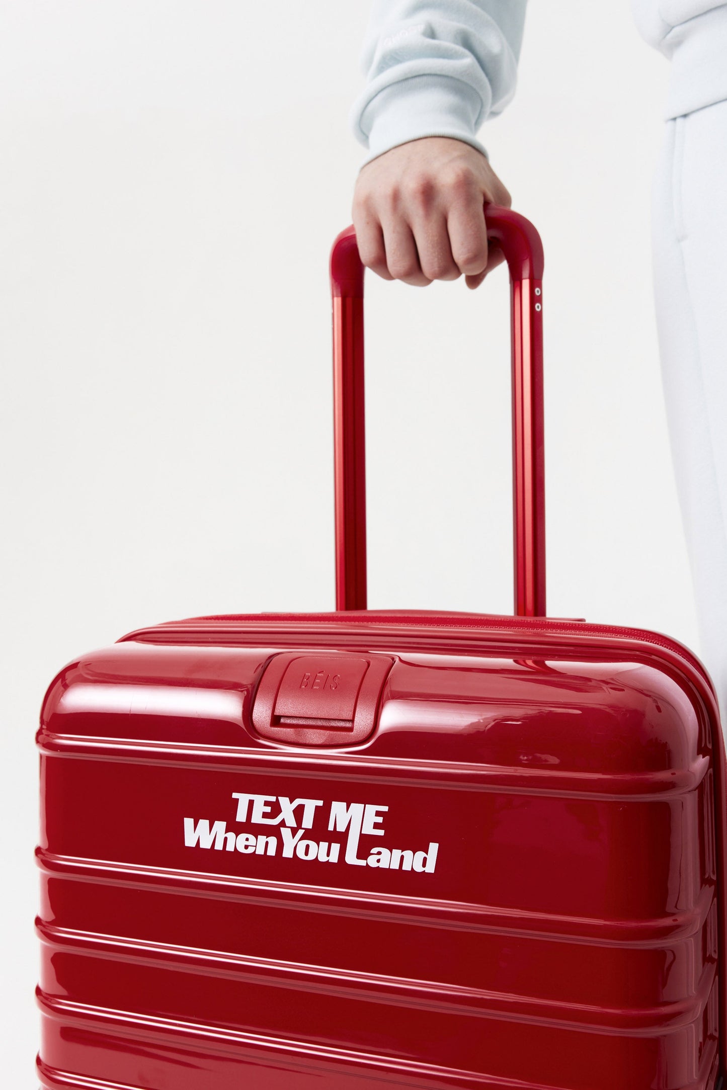 Resale The Carry-On Roller in Text Me Red