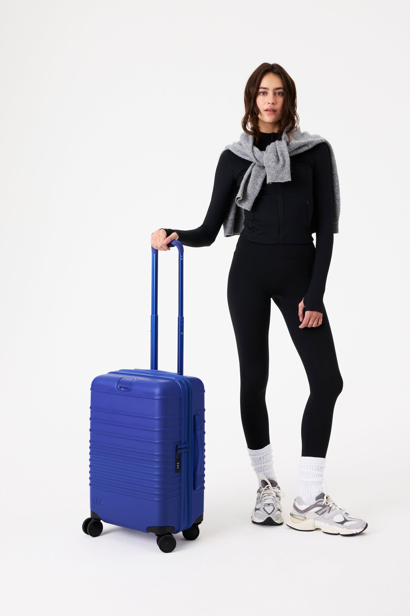 BÉIS 'The Carry-On Roller' in Cobalt Blue - 21" Carry-On Cobalt Blue ...