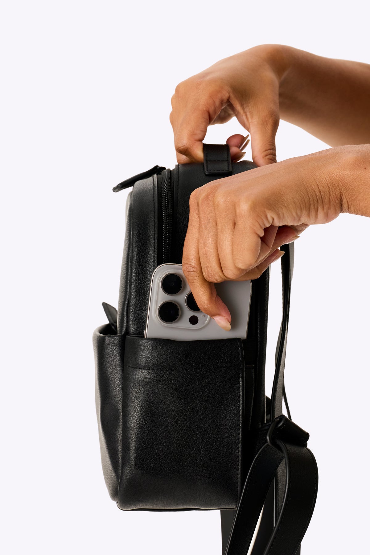 BÉIS 'The Essential Mini Backpack' in Black - Small Backpacks for ...