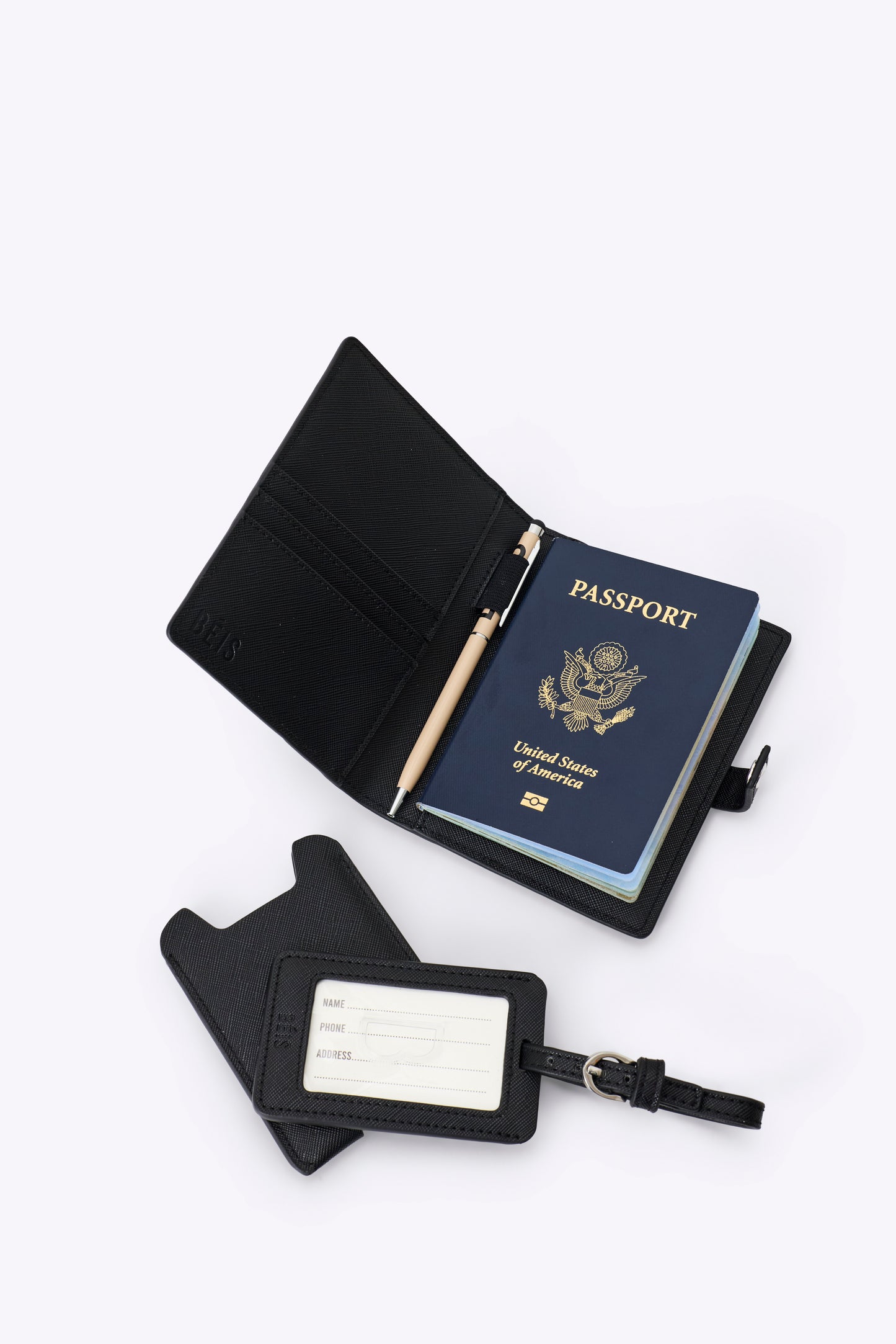 The Passport & Luggage Tag Set in Black