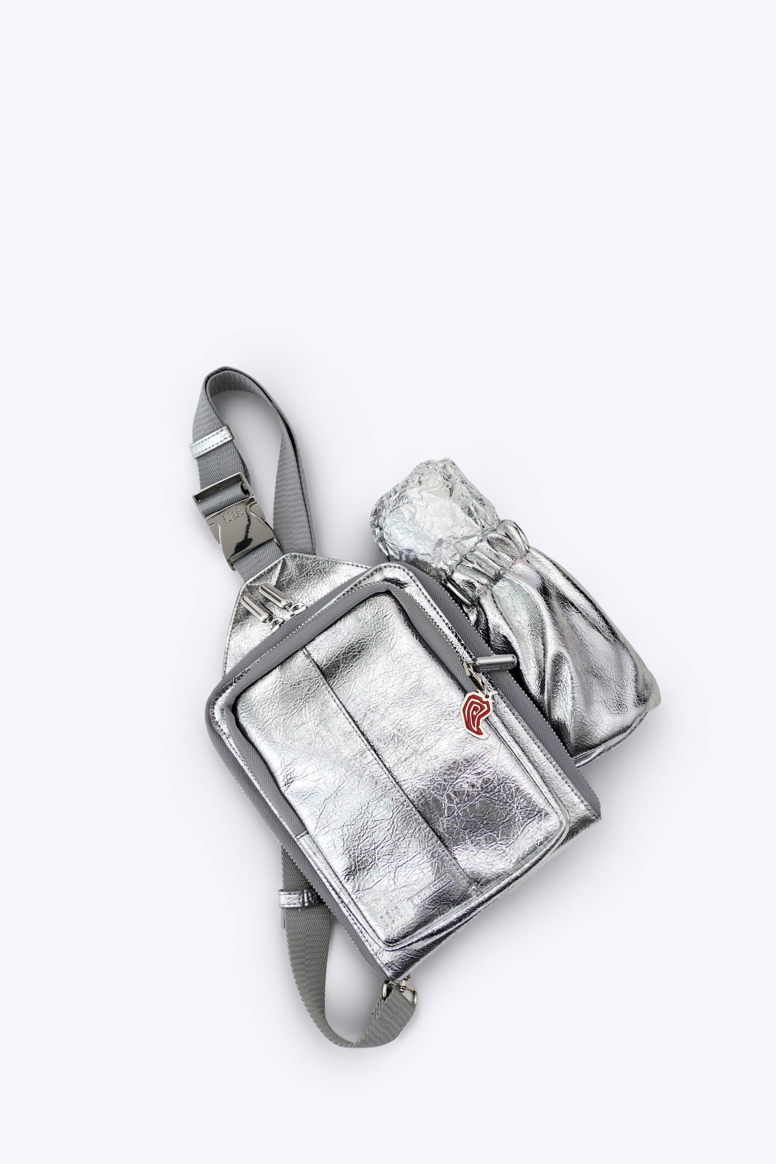 BÉIS x Chipotle 'The Napkin Sling' in Metallic - Silver Crossbody