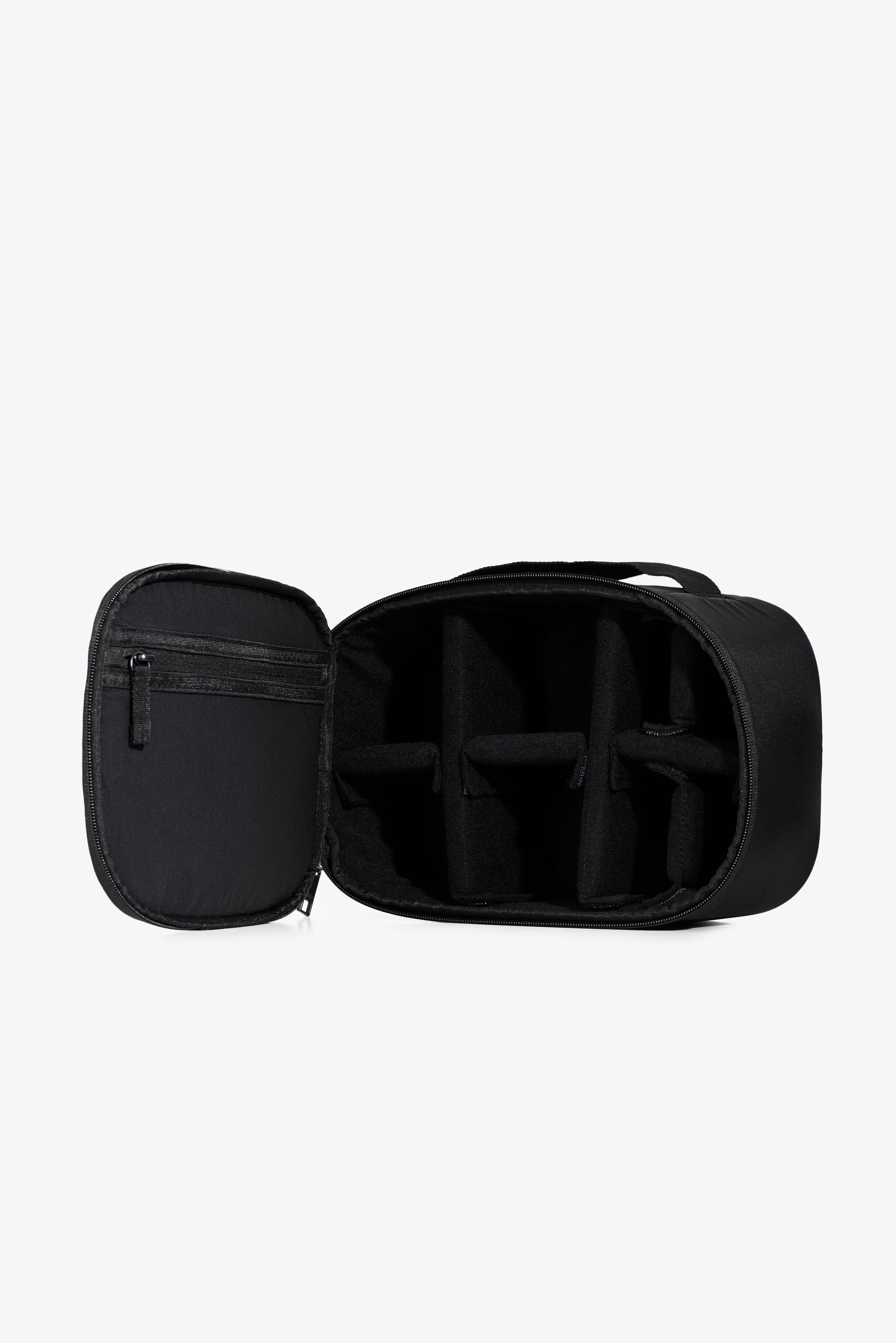 matt black camera gear BEIS The Camera Gear Insert