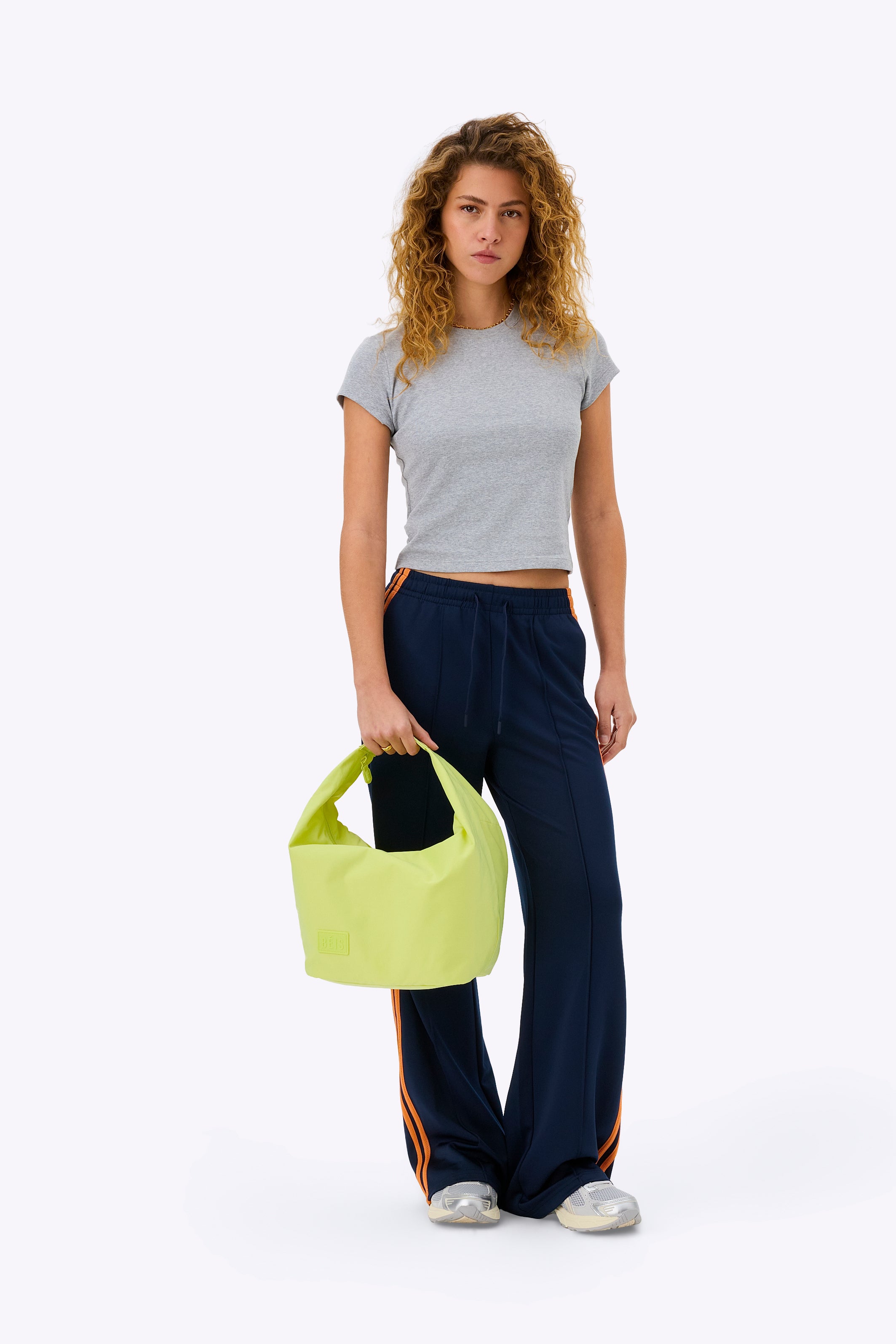 BEIS172201-TheCrescentCatchall