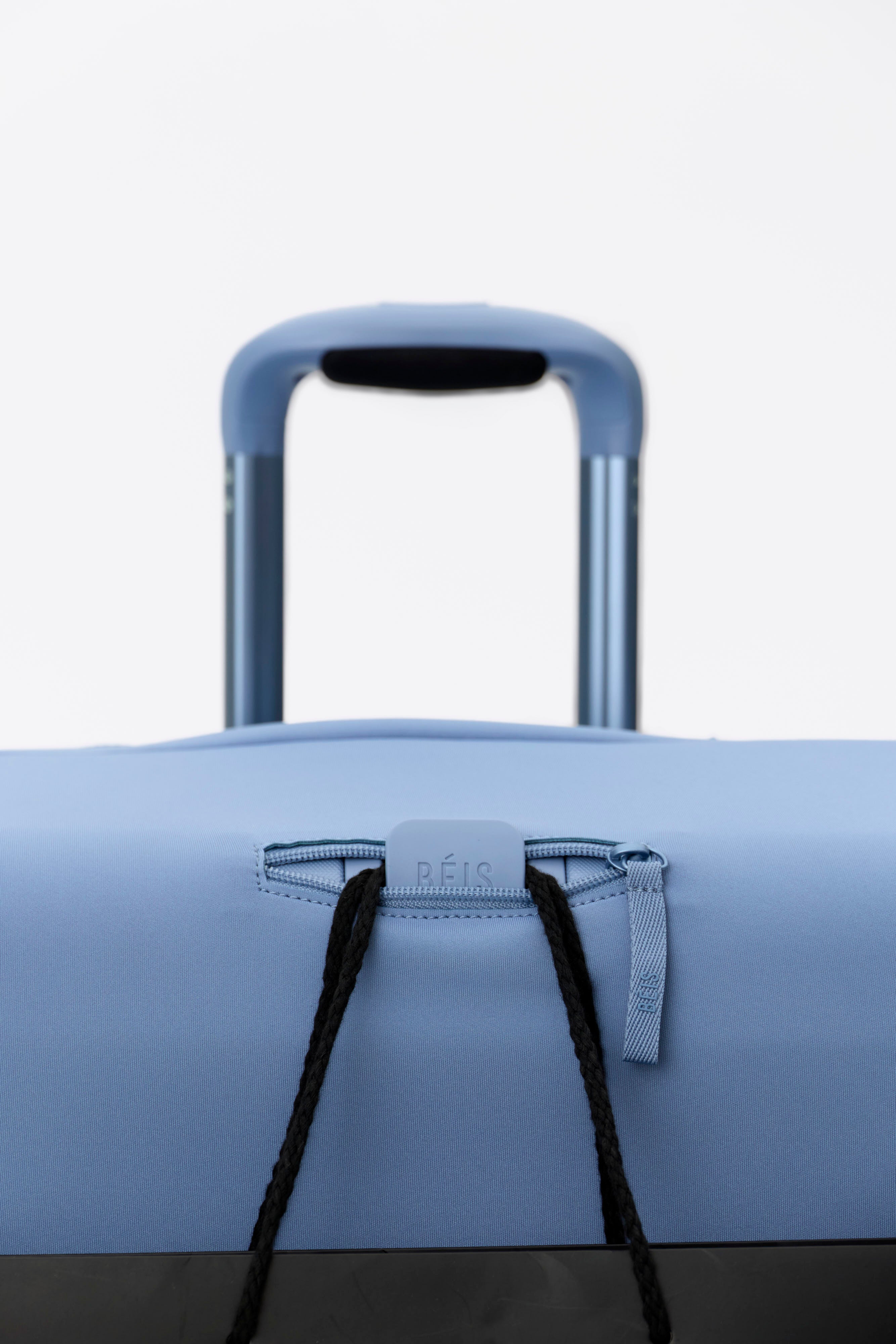 BÉIS ‘The Hybrid Check-In Luggage Cover’ in Dusty Blue - Blue Hybrid ...