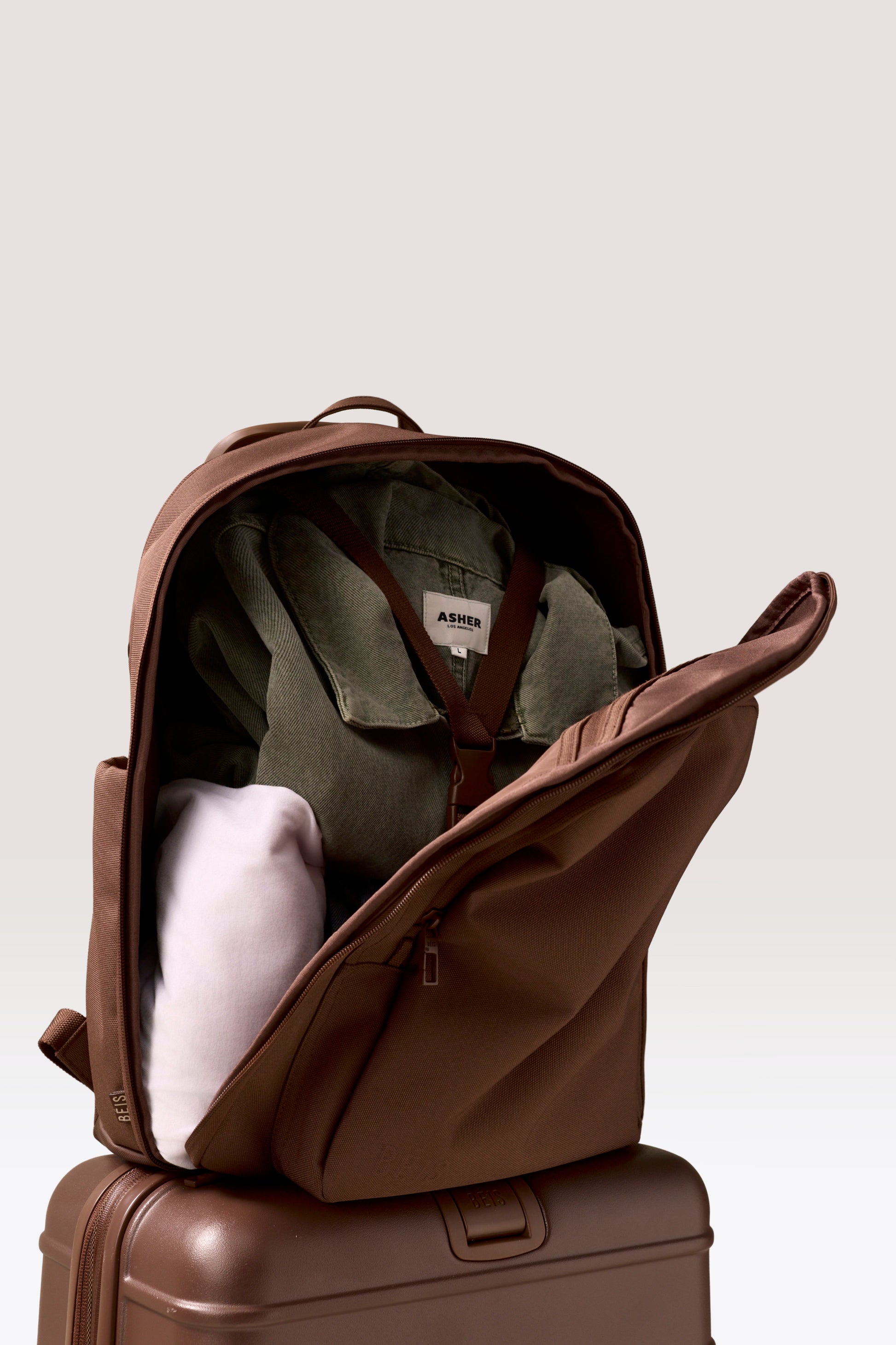 beis travel.backpack BIS 'The Expandable Backpack' in Black Escape the ordinary with the Expandable Travel Backpack in Maple BIS 'The Backpack' in Maple