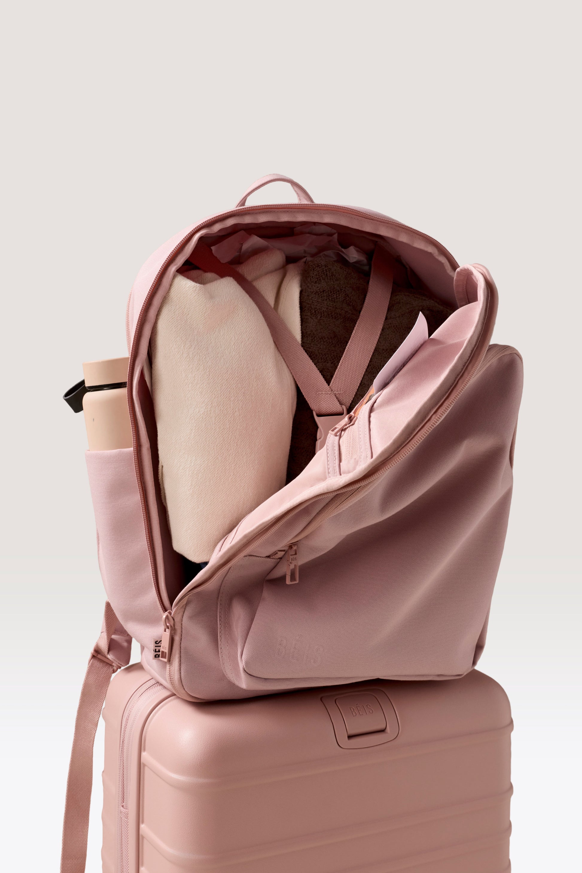 BÉIS ‘The Backpack’ in Atlas Pink