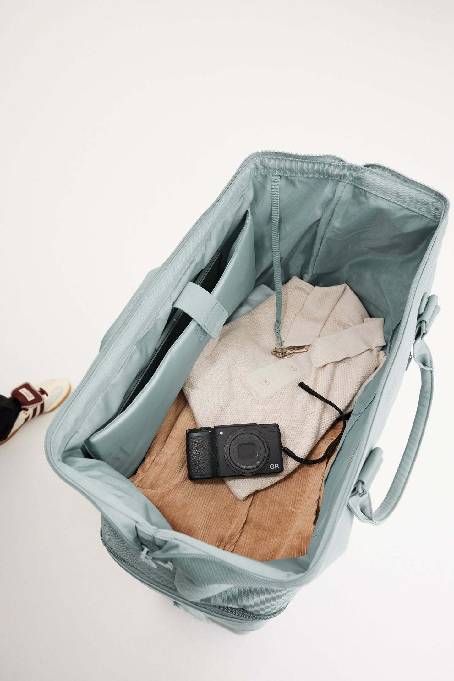 Resale The Weekender in Slate