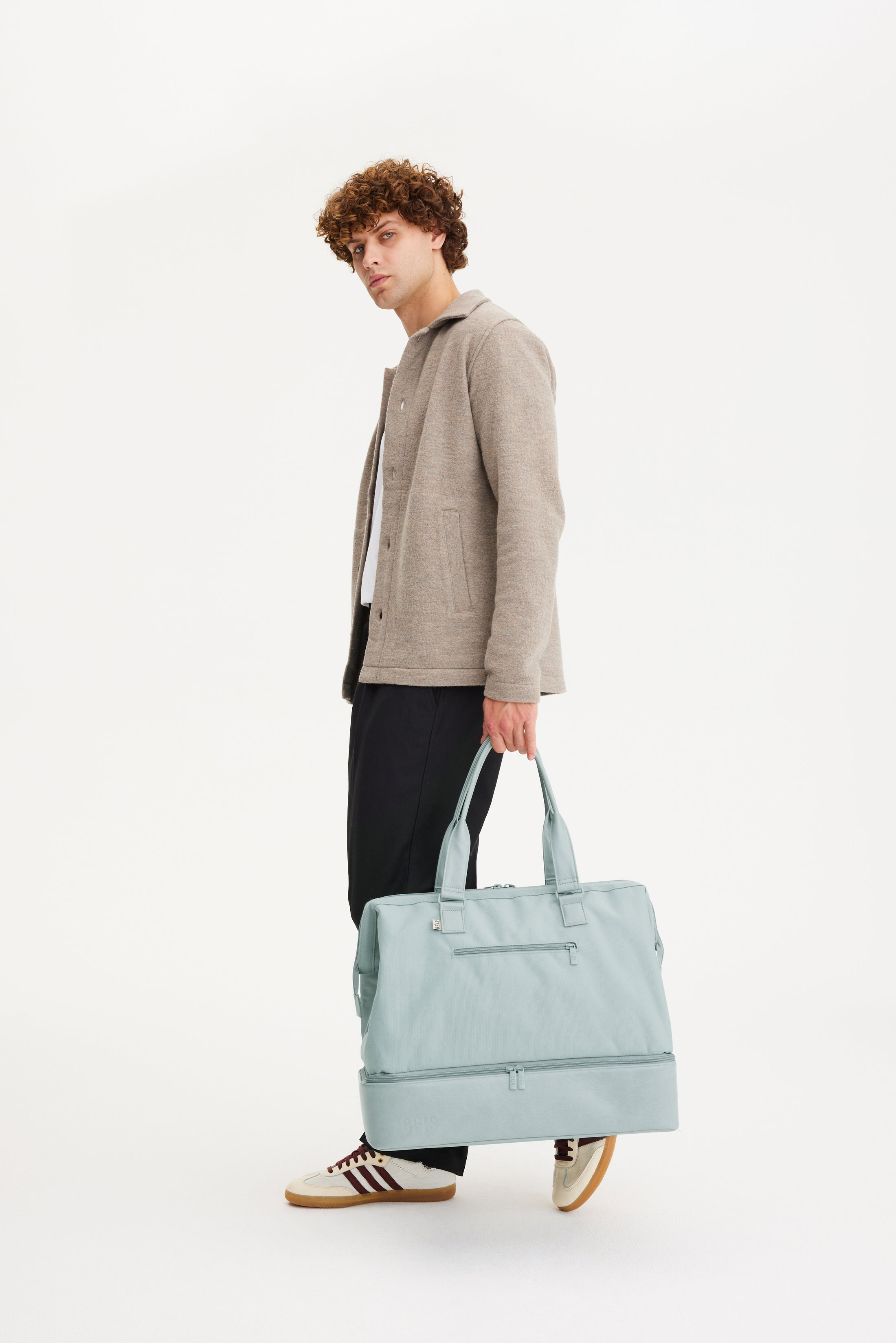BÉIS 'The Weekender' in Slate - Overnight & Weekend Bag For Travel in ...