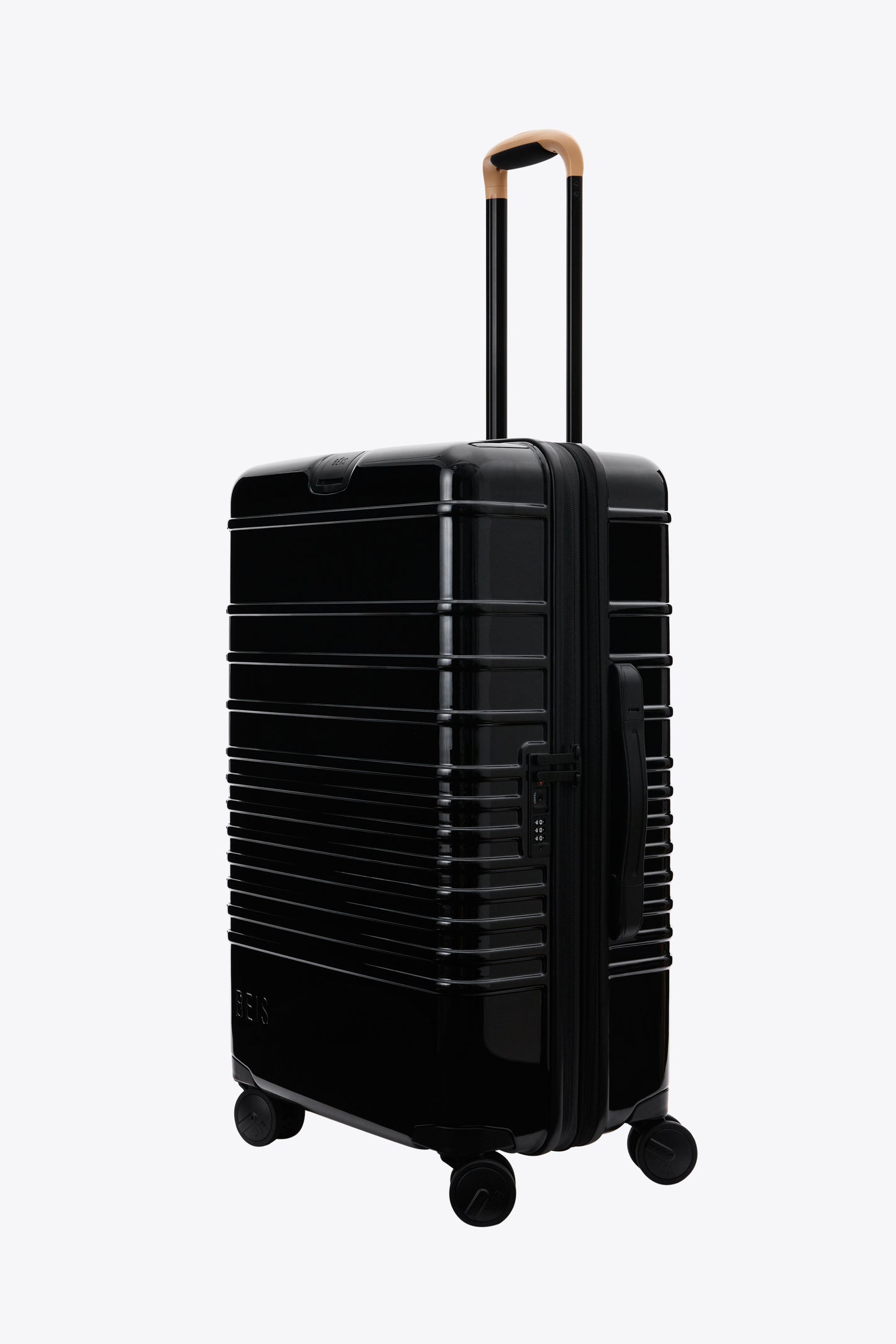 BÉIS 'The Medium Check-in Roller'' in Glossy Black - High Gloss 26 Medium Check-in Roller in Black