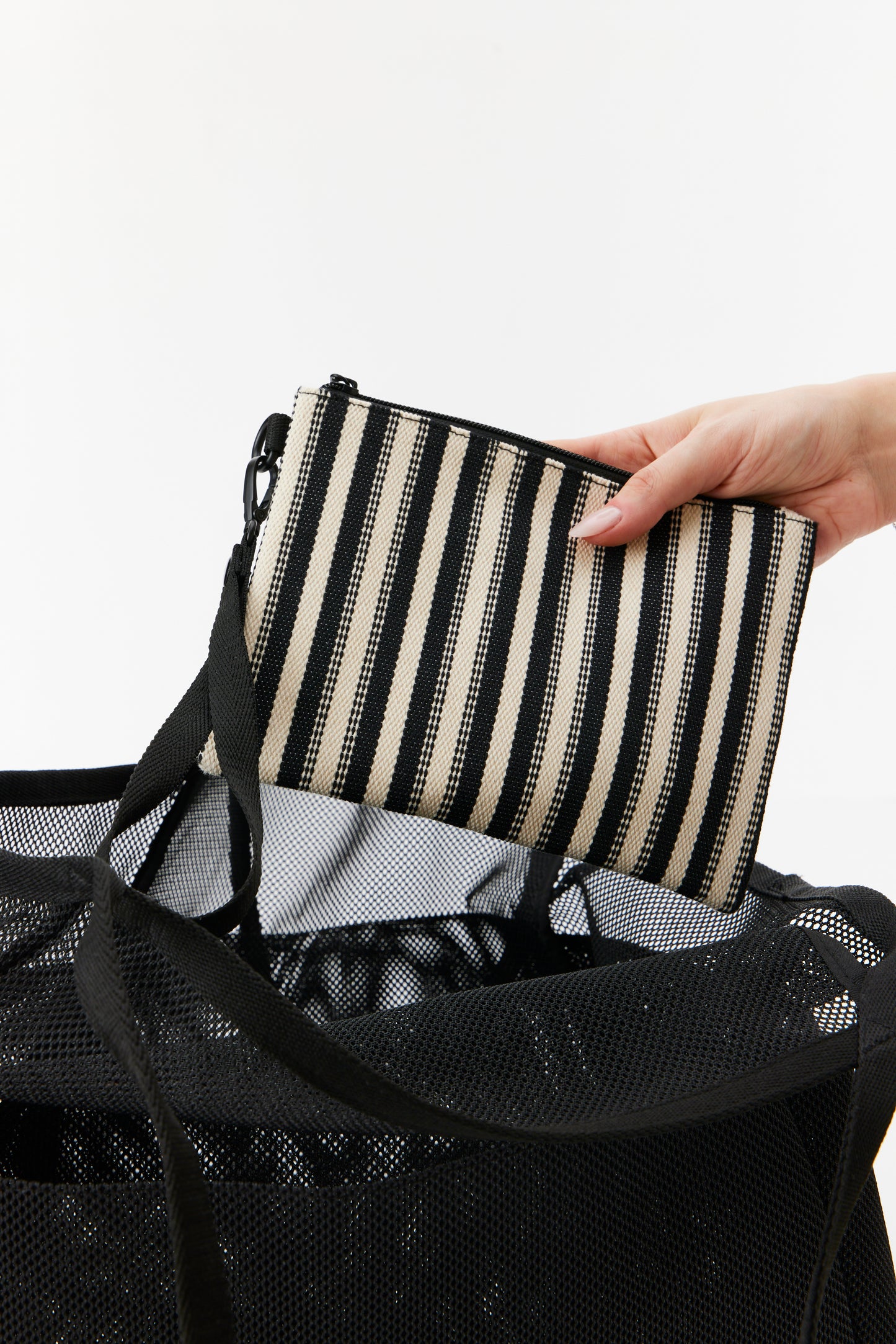 The Mesh Beach Tote in Black