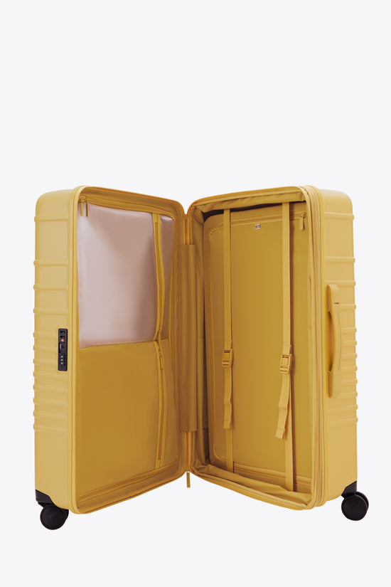 BÉIS 'The Large Check-in Roller' in Honey - 29 Large Check-in Roller in ...