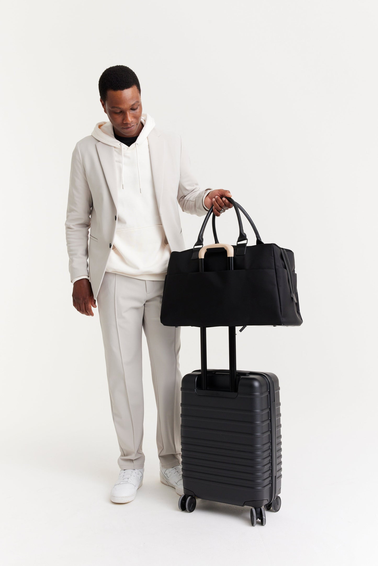 Resale The Commuter Duffle in Black