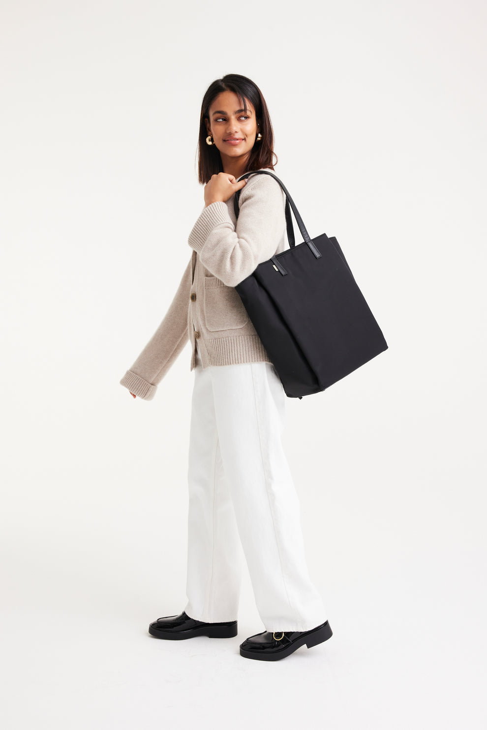 BÉIS 'The Commuter Tote' In Black - Black Commuter Tote For Work & Travel