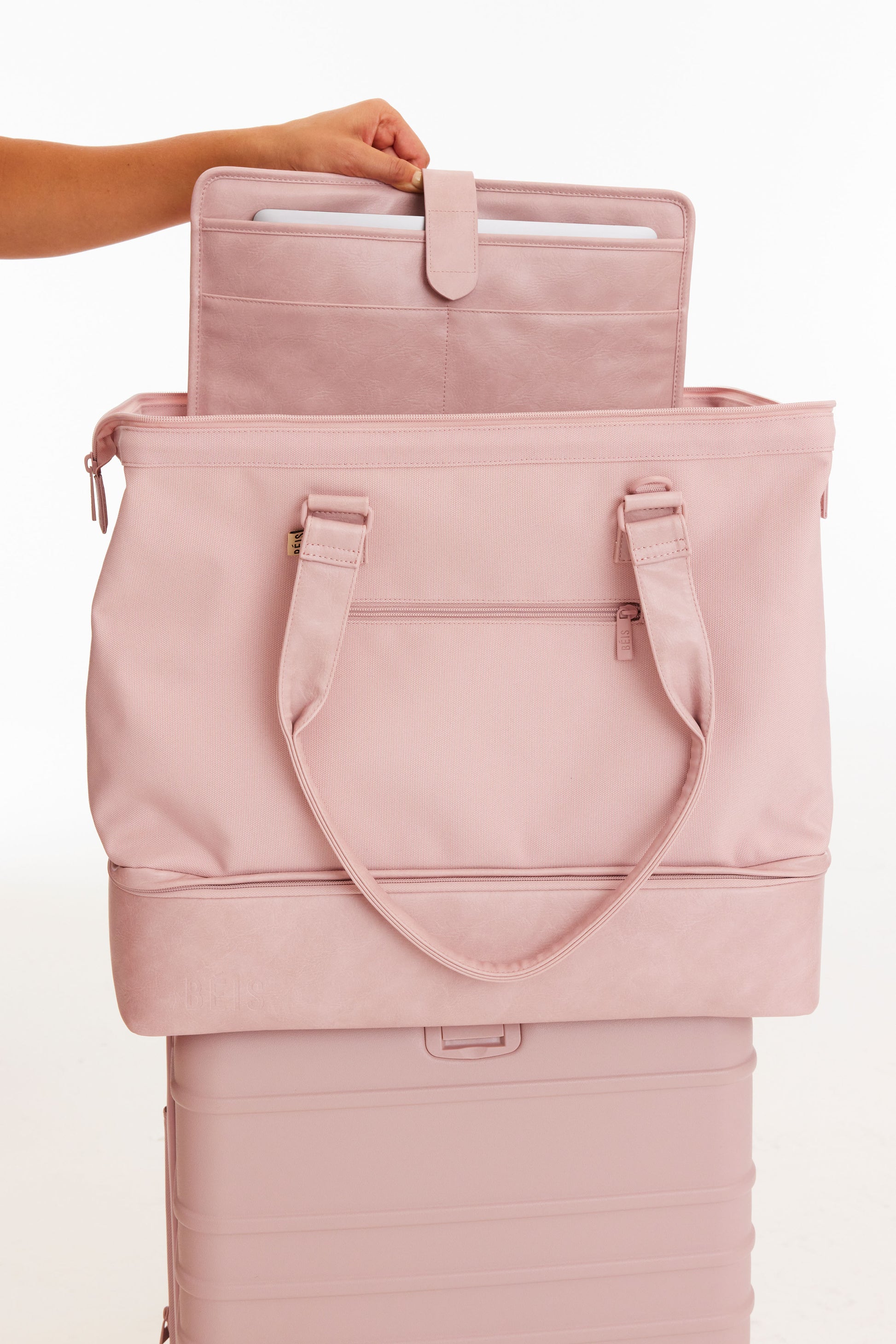 BÉIS 'The Mini Weekender' in Atlas Pink - Mini Weekender & Small Overnight  Travel Bag