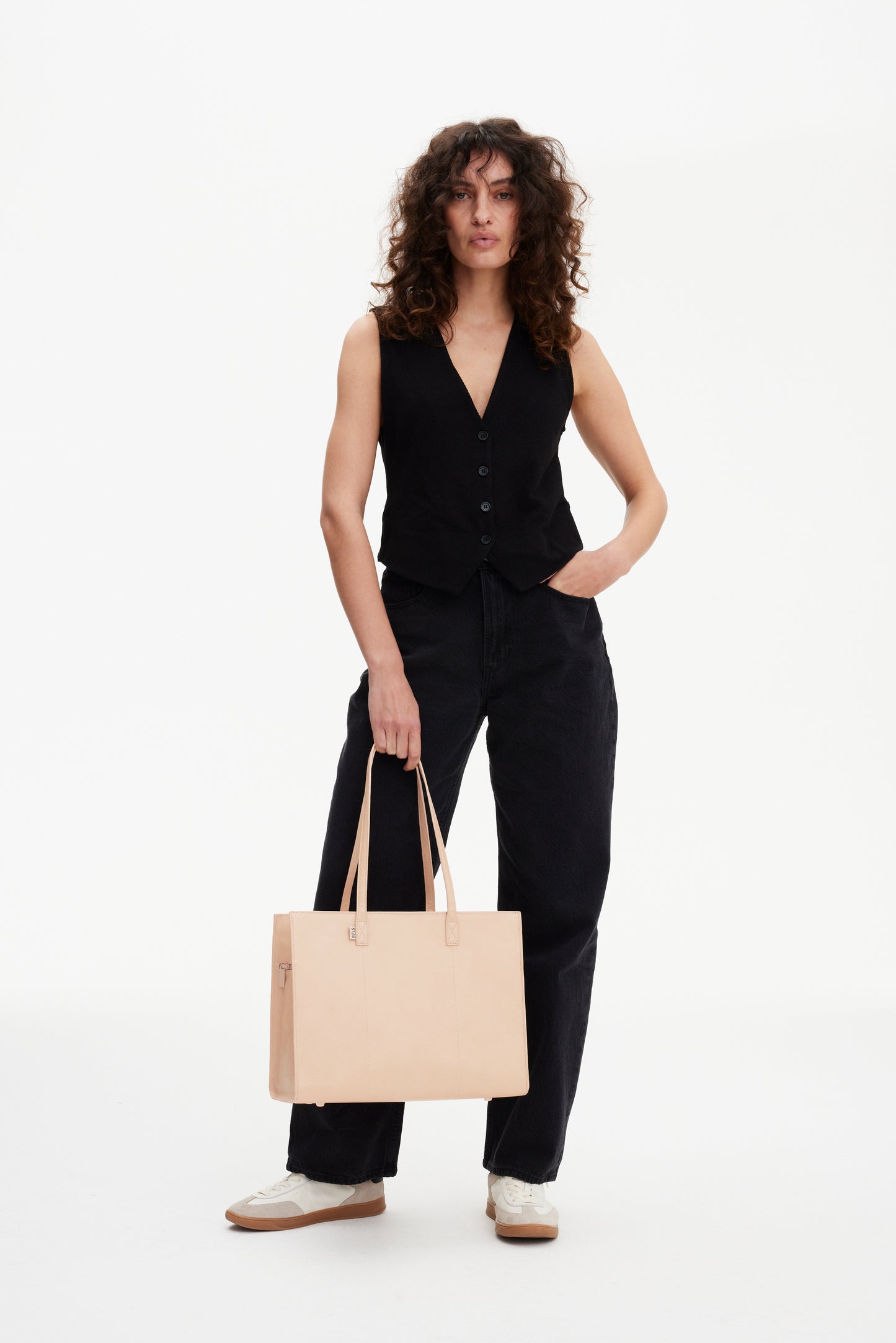 BÉIS 'The Work Tote' in Black - Work Bag For Women & Laptop Tote Bag