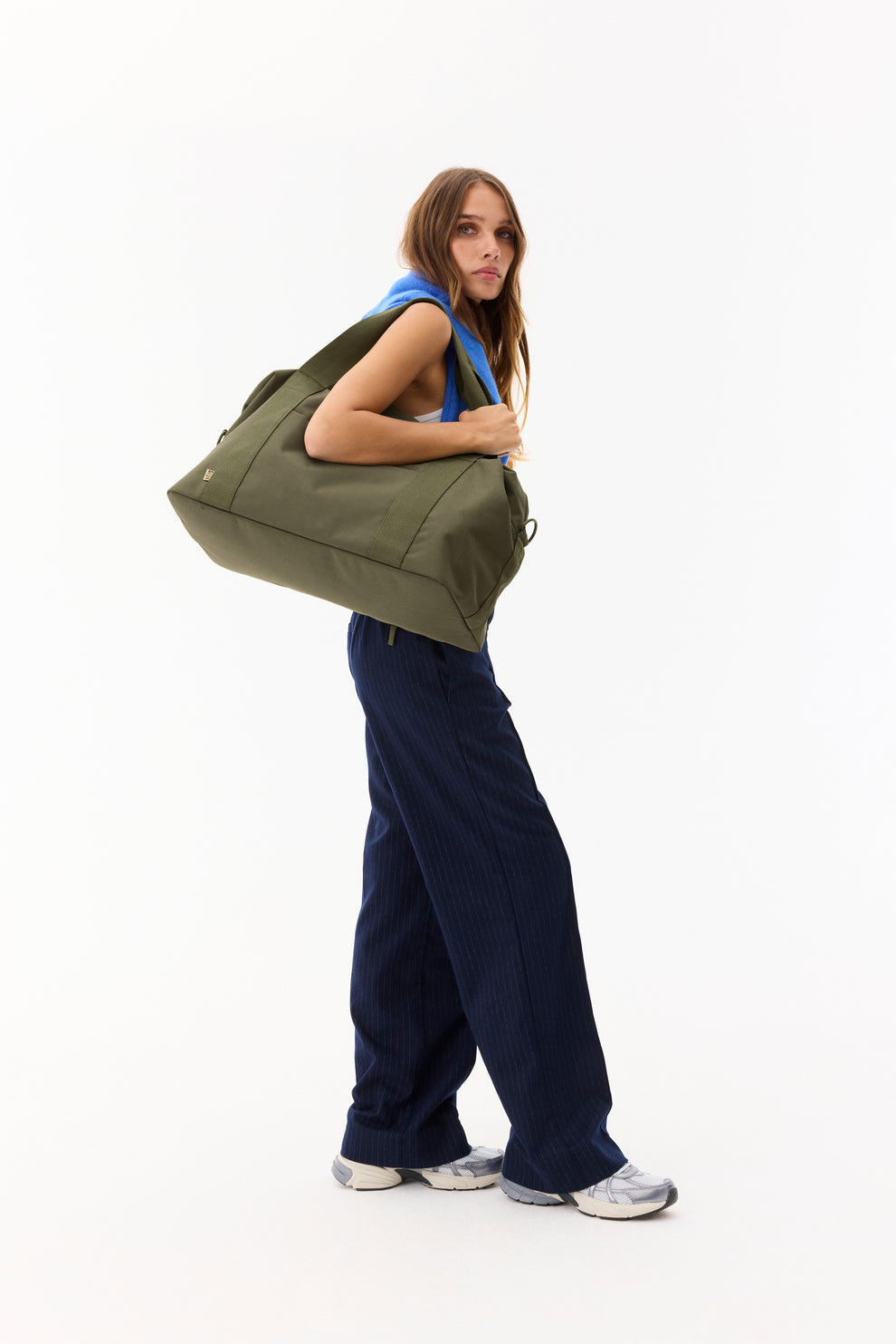BÉIS 'The BÉISics Duffle' in Olive - Olive Green Overnight & Travel ...