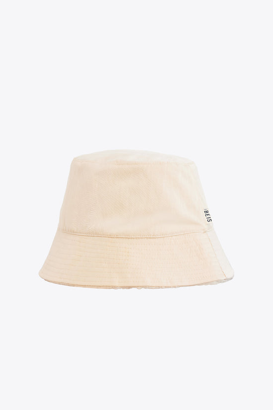 The Bucket Hat in Beige