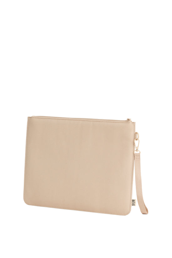 Béis 'The BEISICS Laptop Pouch' in Beige - Padded Laptop Sleeve in Beige