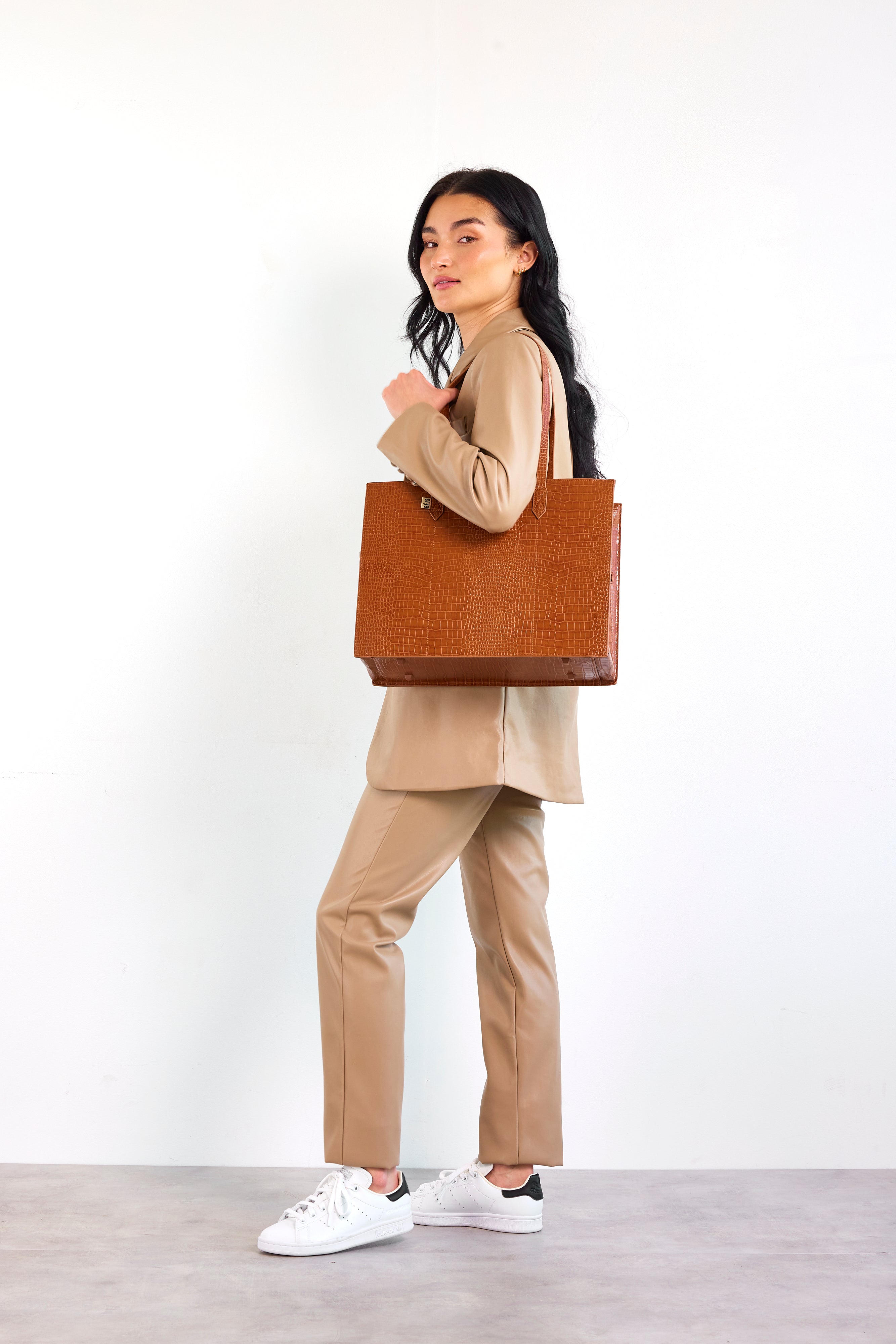 BÉIS 'The Work Tote' in Cognac Croc - Brown Work Tote & Laptop Bag