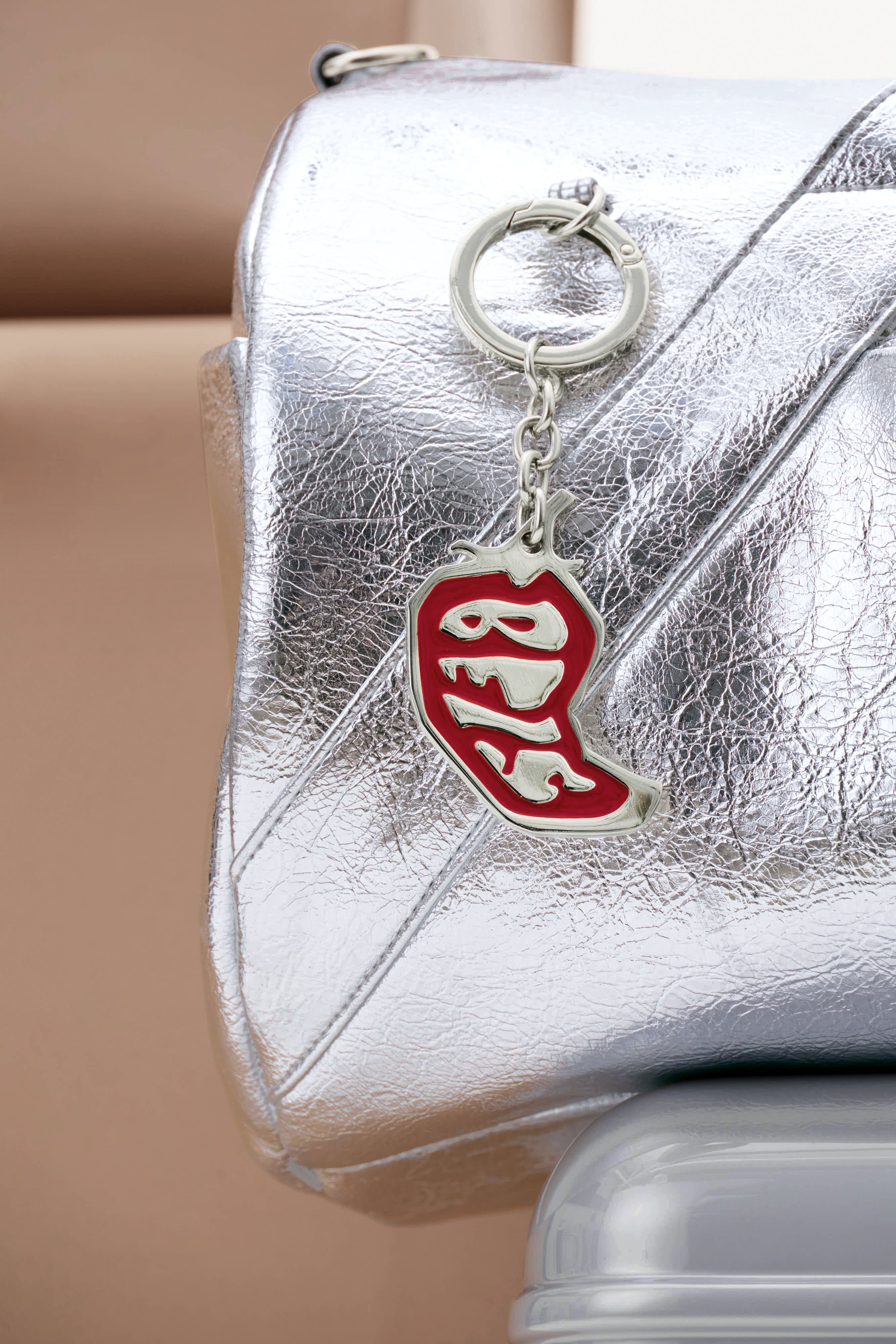 BÉIS x Chipotle 'Metal Chili Charm'
