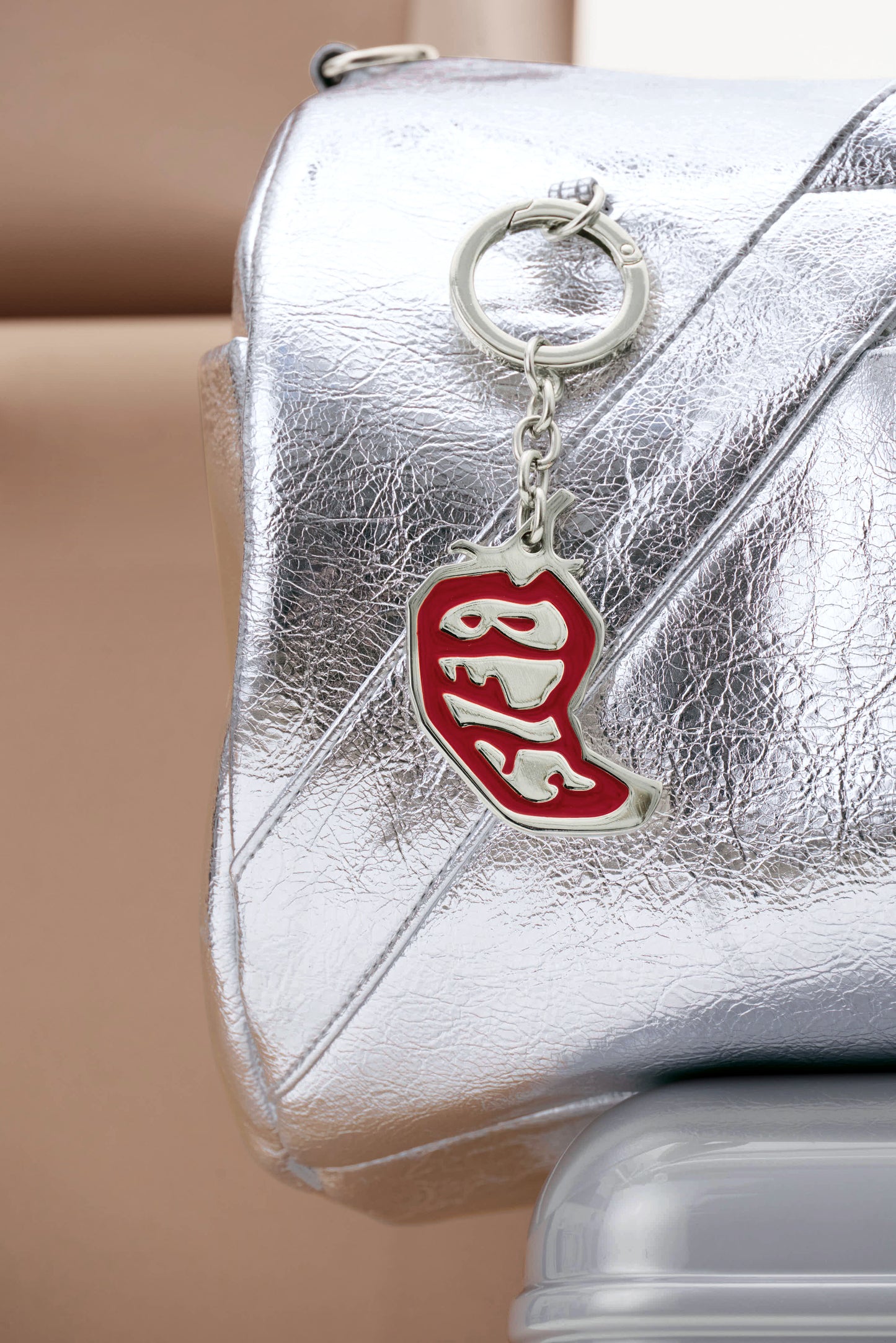 BÉIS x Chipotle The Pepper Charm