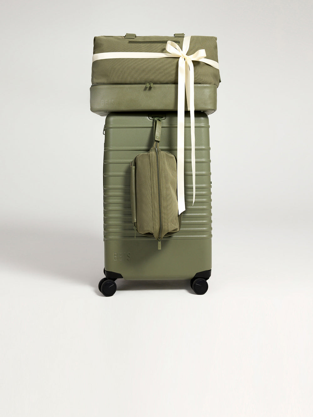 The Commuter Tote in Black