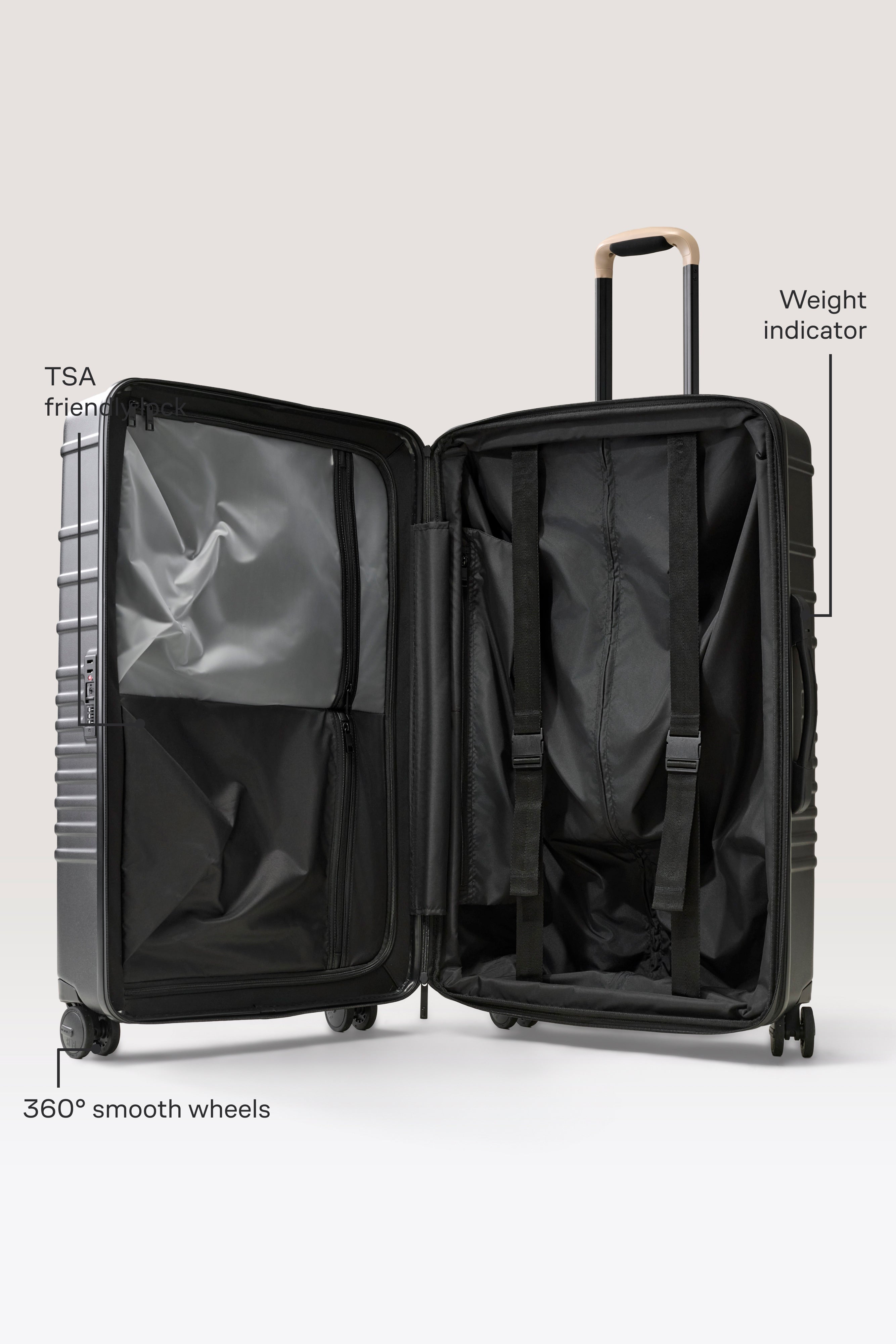 BÉIS 'The Large Check-In Roller' in Black - Black 29 Inch Suitcase