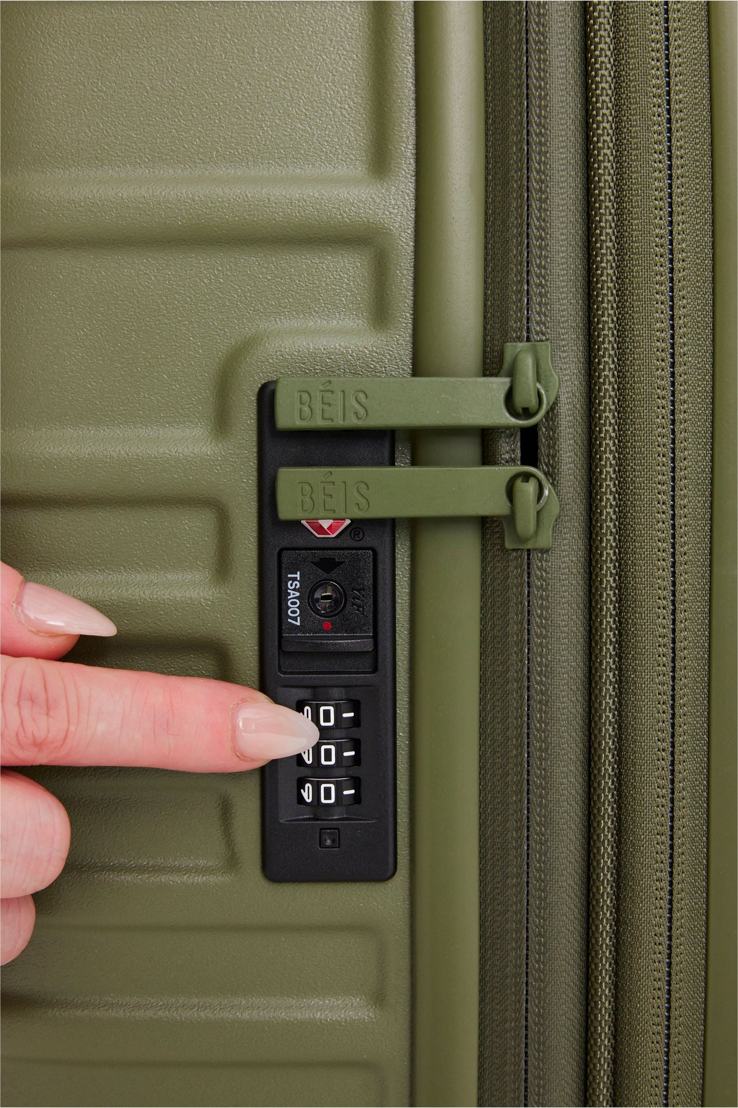 Resale The Carry-On Roller in Olive