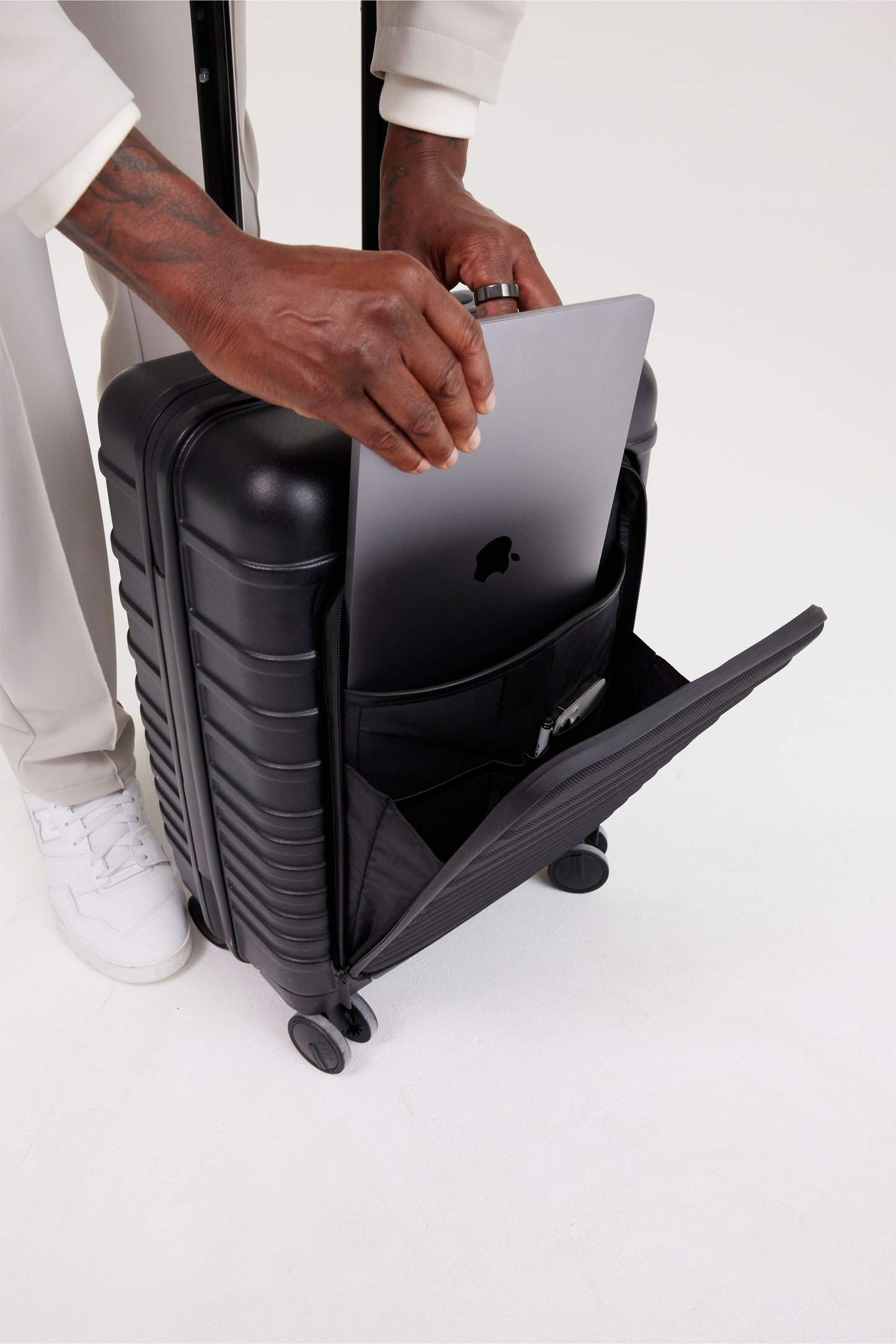 Resale The Front Pocket Carry-On Roller in Black